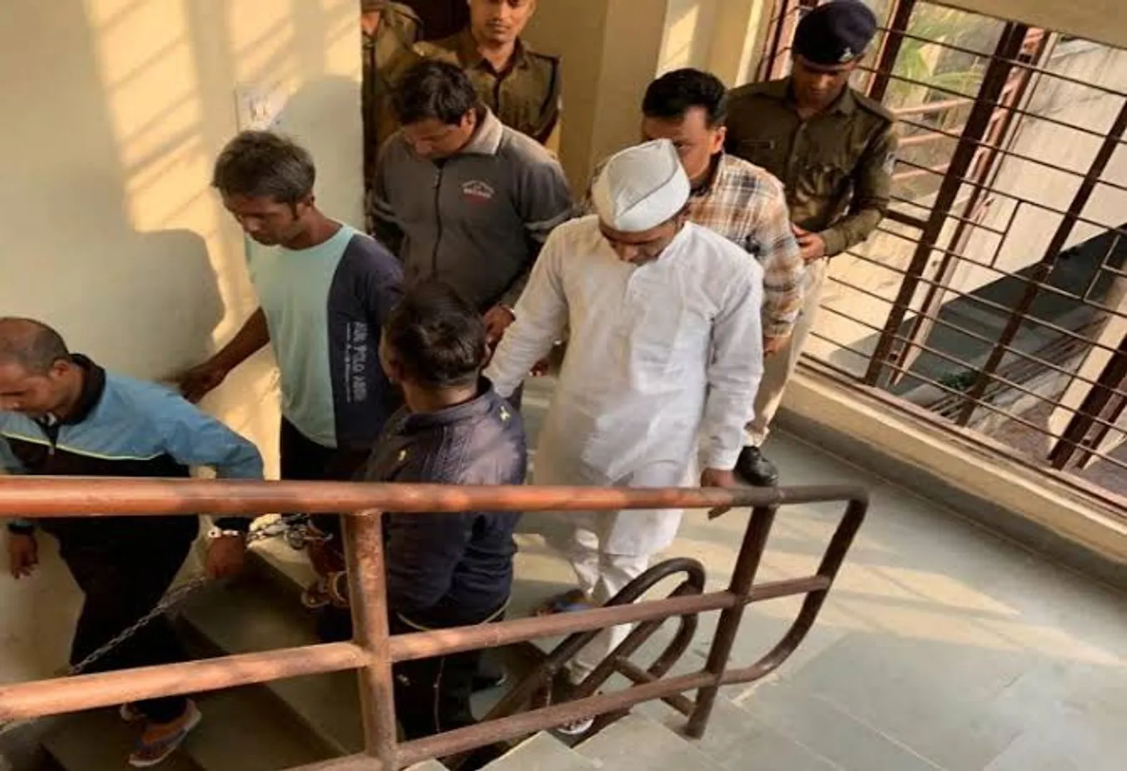 ବ୍ୟାପମ୍‌ ମହାଦୁର୍ନୀତି: ୩୦ ଜଣଙ୍କୁ ୭ ବର୍ଷ ଲେଖାଏଁ ଜେଲ୍‌