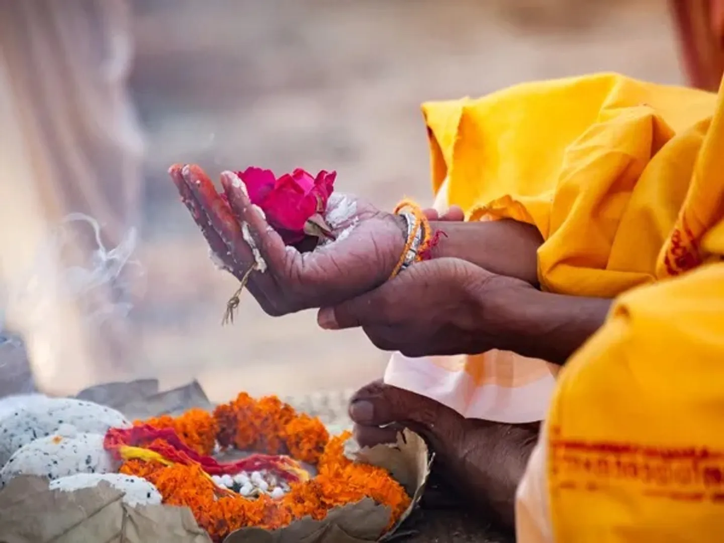 ପୂଜା କରିବା ନାଁରେ ମହିଳାଙ୍କ ଆକାଉଣ୍ଟରୁ ୨.୭ ଲକ୍ଷ ଟଙ୍କା ‌ଉଠାଇ ନେଲେ ଆତ୍ମଘୋଷିତ ବାବା
