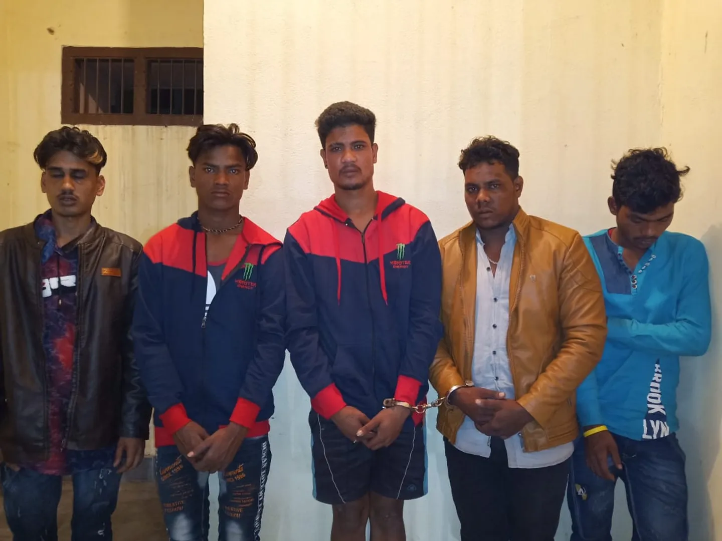 ପୁରୀରେ ୧୦ ଲକ୍ଷ ଟଙ୍କାର ବ୍ରାଉନ୍‌ସୁଗାର ଜବତ, ୫ ନିଶା ବେପାରୀଙ୍କୁ ଗିରଫ କଲା ଅବକାରୀ ବିଭାଗ