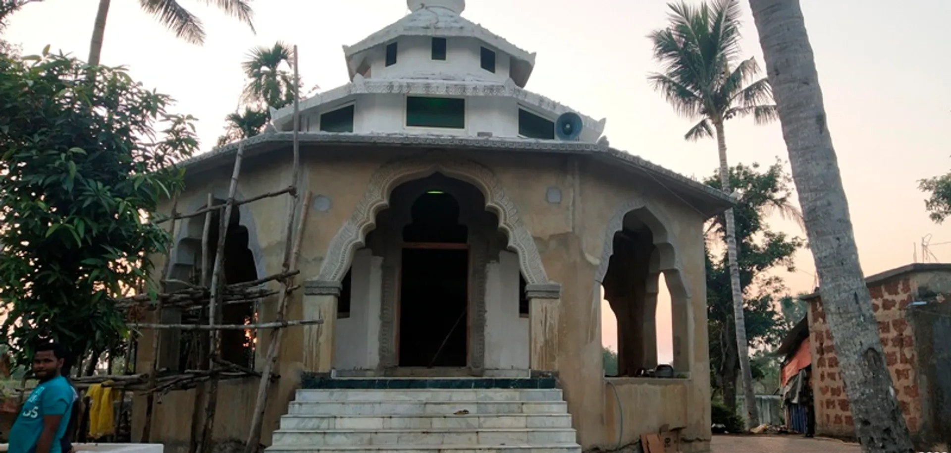 ପର୍ଯ୍ୟଟନ ଋତୁରେ ସିଦ୍ଧସାଧକଙ୍କ ପୀଠ ଖାଁ ଖାଁ, ସ୍ଥଳୀର ବିକାଶ ଲାଗି ପର୍ଯ୍ୟଟନ ବିଭାଗର ଦୃଷ୍ଟି ପଡ଼ୁ ନାହିଁ