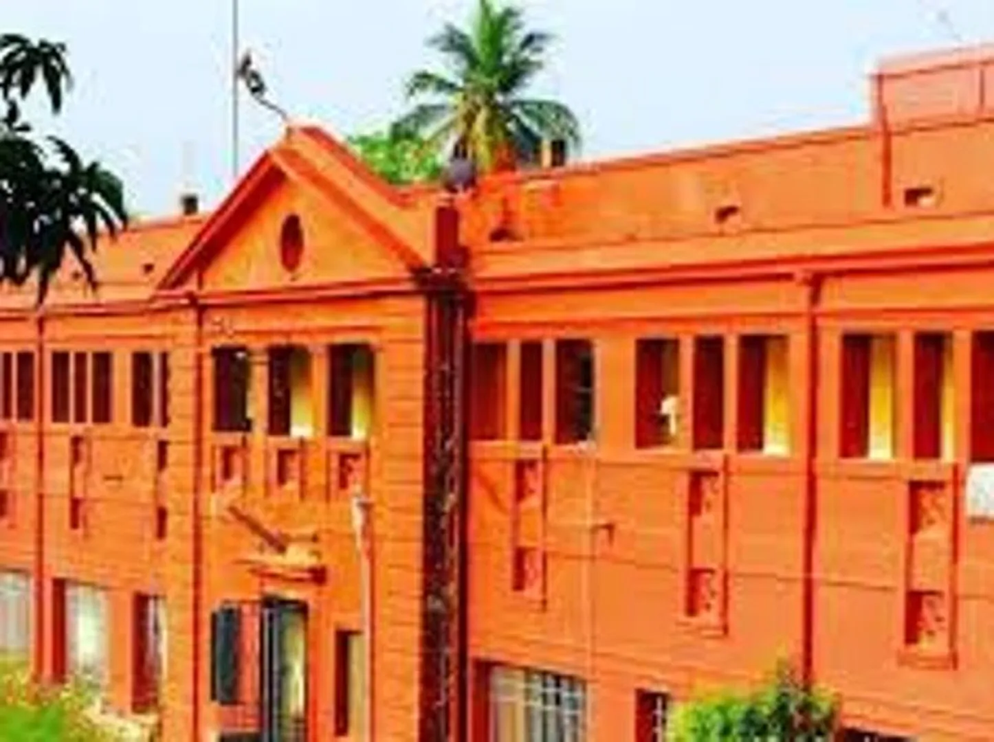 ରେଭେନ୍ସା ୱେଷ୍ଟ ହଷ୍ଟେଲରେ ରକ୍ତଦାନ; ୩୦୨ ୟୁନିଟ୍ ସଂଗୃହୀତ