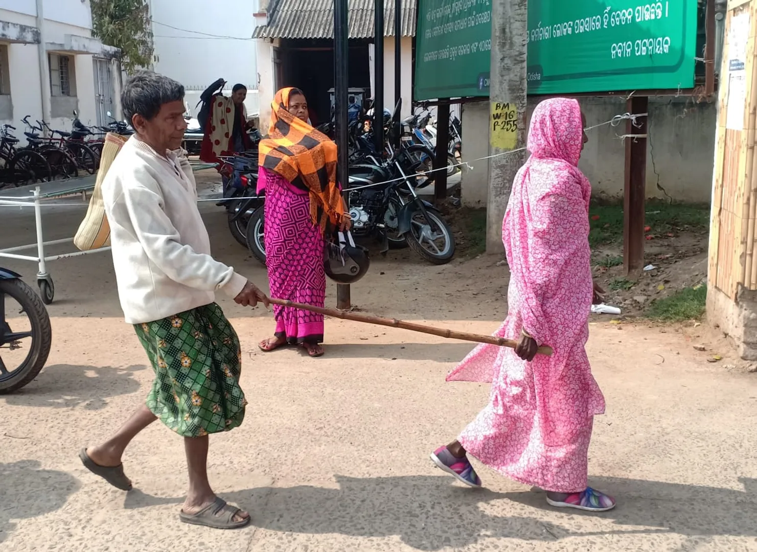 ତୁମ ପାଇଁ ମୁଁ ମୋ ପାଇଁ ତୁମେ...। (ଫଟୋ: ମନୋଜ, ବାଲେଶ୍ୱର)