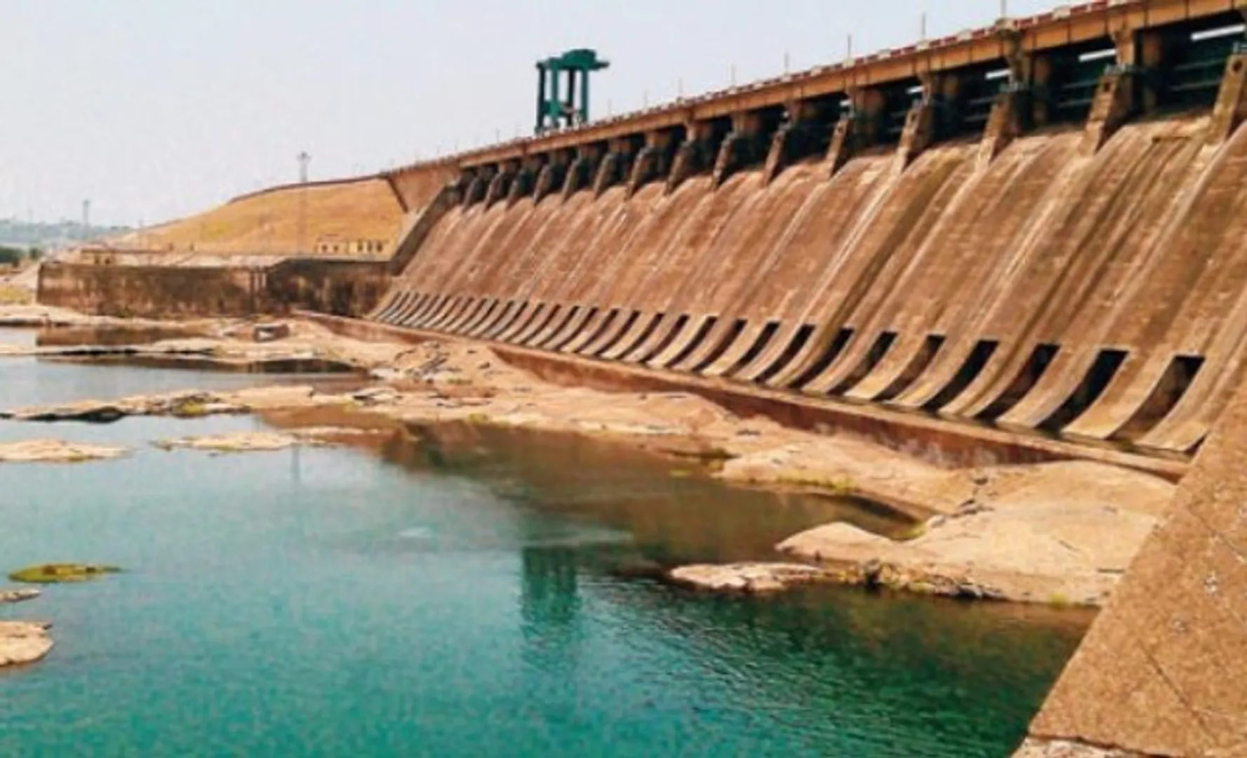 ହୀରାକୁଦ ଡ୍ୟାମର ୧୦ଟି ସ୍ଲୁଇସ୍ ଗେଟ୍ ବନ୍ଦ