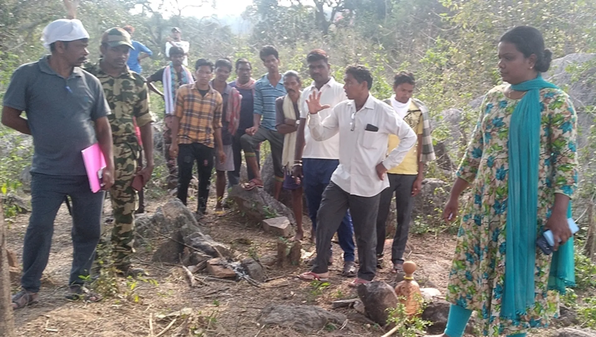 ଗୁଣି ଗାରେଡିକୁ ନେଇ ଦମ୍ପତିଙ୍କୁ ହତ୍ୟା, ଘଟଣାସ୍ଥଳକୁ ଯାଉଥିବା ବେଳେ ୩ ସଂପର୍କୀୟଙ୍କ ଦୁର୍ଘଟଣାରେ ମୃତ୍ୟୁ