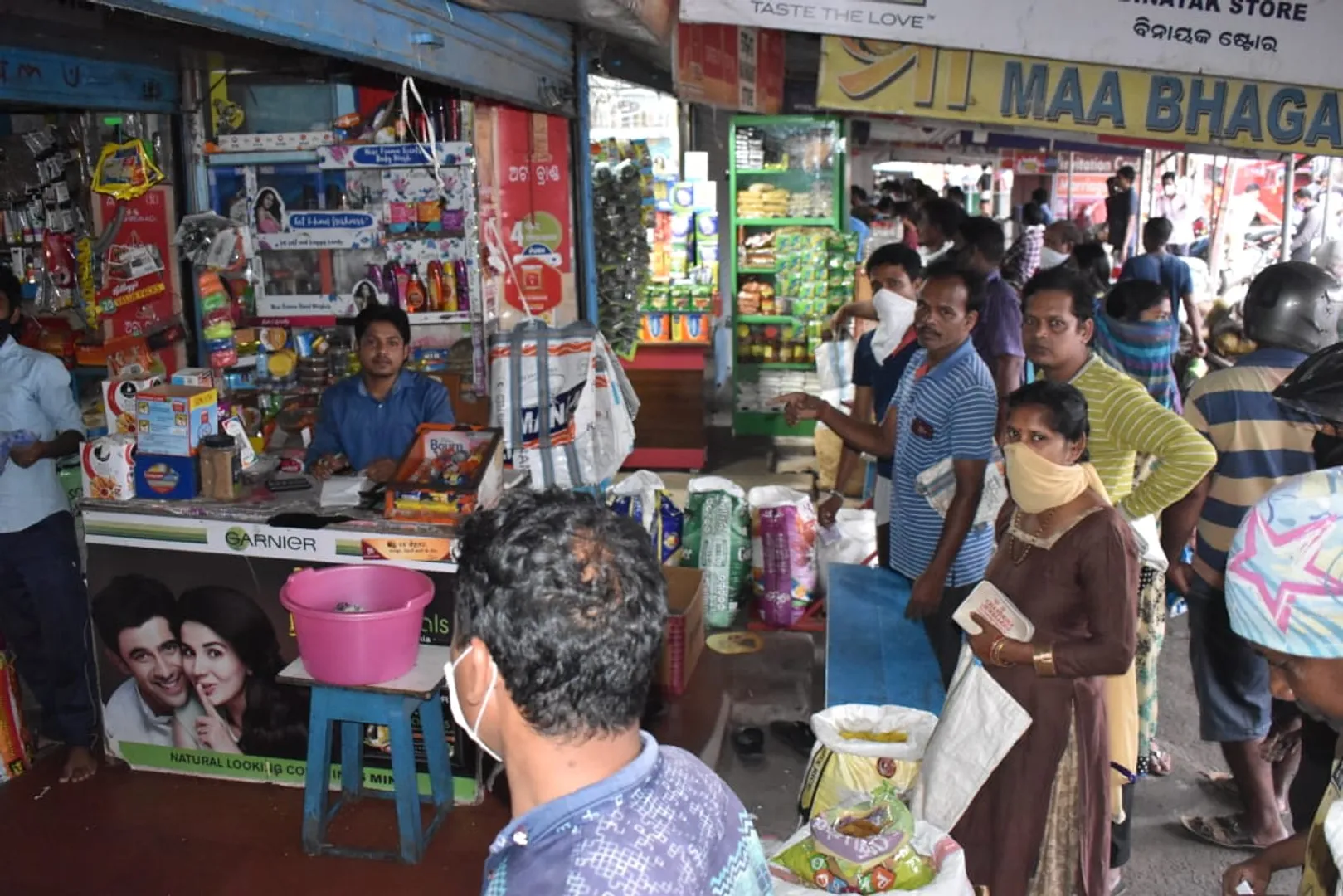 ଭୁବନେଶ୍ୱରରେ ଲକ୍‌ଡାଉନ୍ । (ଫଟୋ: ବିଭୂତି)