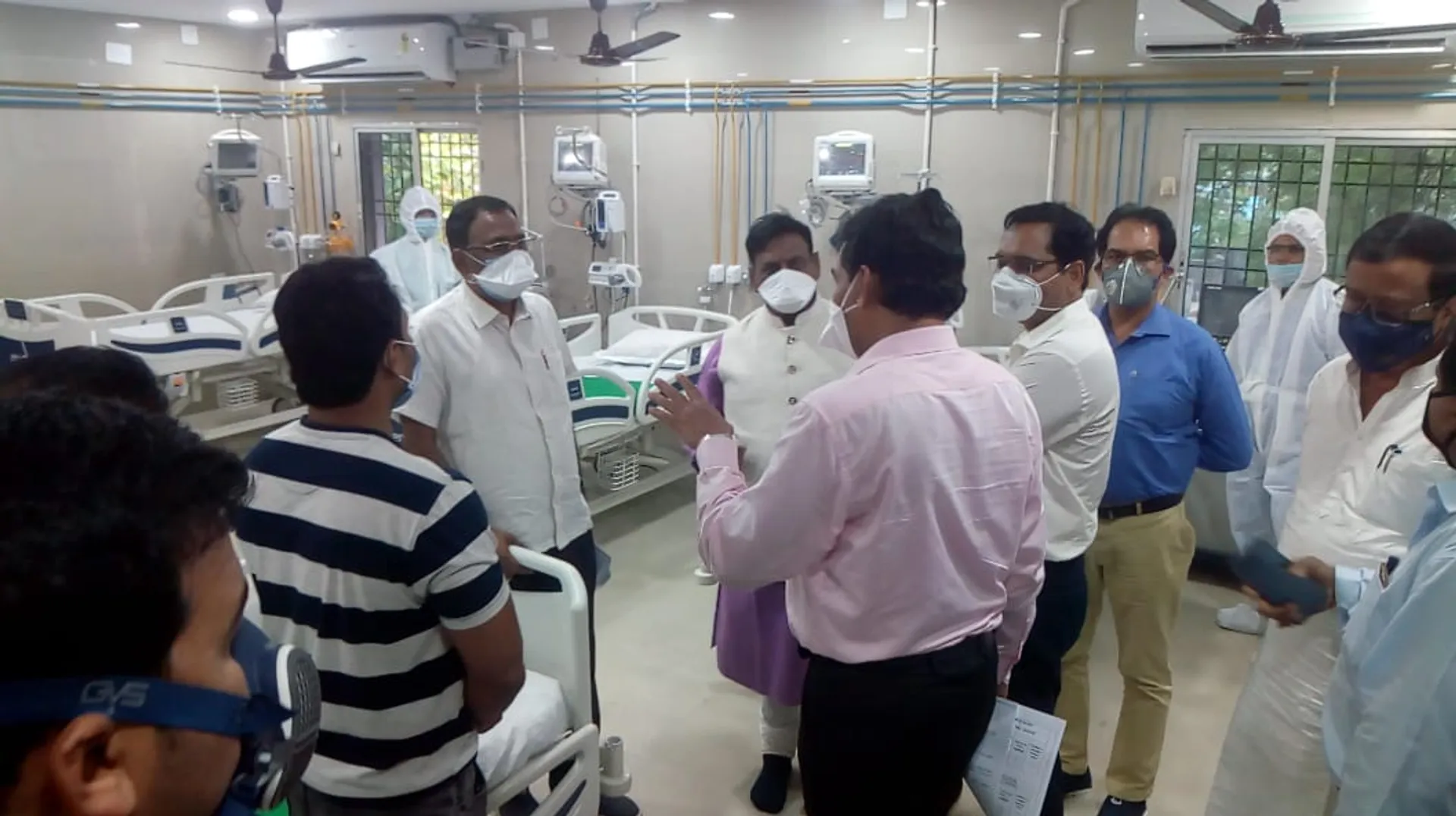 ଝାରସୁଗୁଡ଼ାରେ କୋଭିଡ୍ ହସପିଟାଲ ଉଦ୍‌ଘାଟିତ, ଜିଲ୍ଲା ଖଣିଜ ପାଣ୍ଠି ଓ ବେଦାନ୍ତ ଦେଇଛି ସହାୟତା