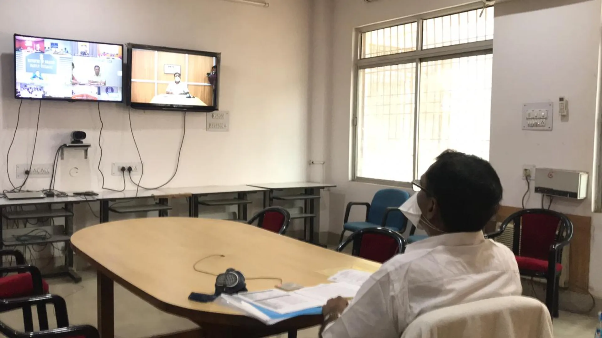 ଭିଡ଼ିଓ କନଫରେନ୍ସିଂରେ କେନ୍ଦ୍ର ସ୍ବାସ୍ଥ୍ୟମନ୍ତ୍ରୀଙ୍କ ସହିତ ଆଲୋଚନା :  ଓଡ଼ିଶାକୁ ଅଧିକ ଅର୍ଥ ଓ  ୫ ଲକ୍ଷ ପିପିଇ ସମେତ ଆର୍ଟିପିସିଆର୍ କିଟ୍ ଯୋଗାଇ ଦେବାକୁ ଦାବି  