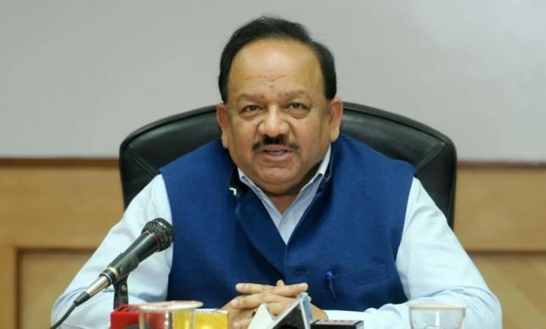 ଭାରତରେ ଏ ପର୍ଯ୍ୟନ୍ତ ଗୋଷ୍ଠୀ ସଂକ୍ରମଣ ହୋଇ ନାହିଁ : କେନ୍ଦ୍ର ସ୍ବାସ୍ଥ୍ୟମନ୍ତ୍ରୀ