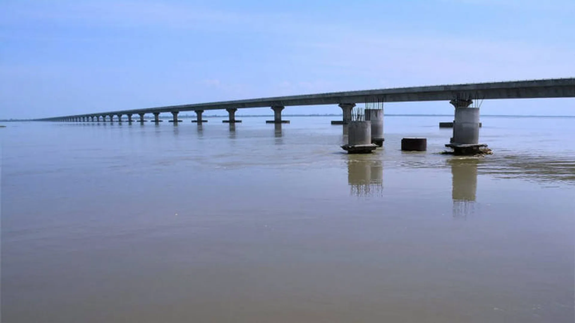 ମହାନଦୀର ନିର୍ମାଣଧୀନ ମର୍ଜାକୂଦ ବ୍ରିଜ ନିକଟରୁ ଅଜଣା ଗଳିତ ମୃ‌ତଦେହ ଉଦ୍ଧାର