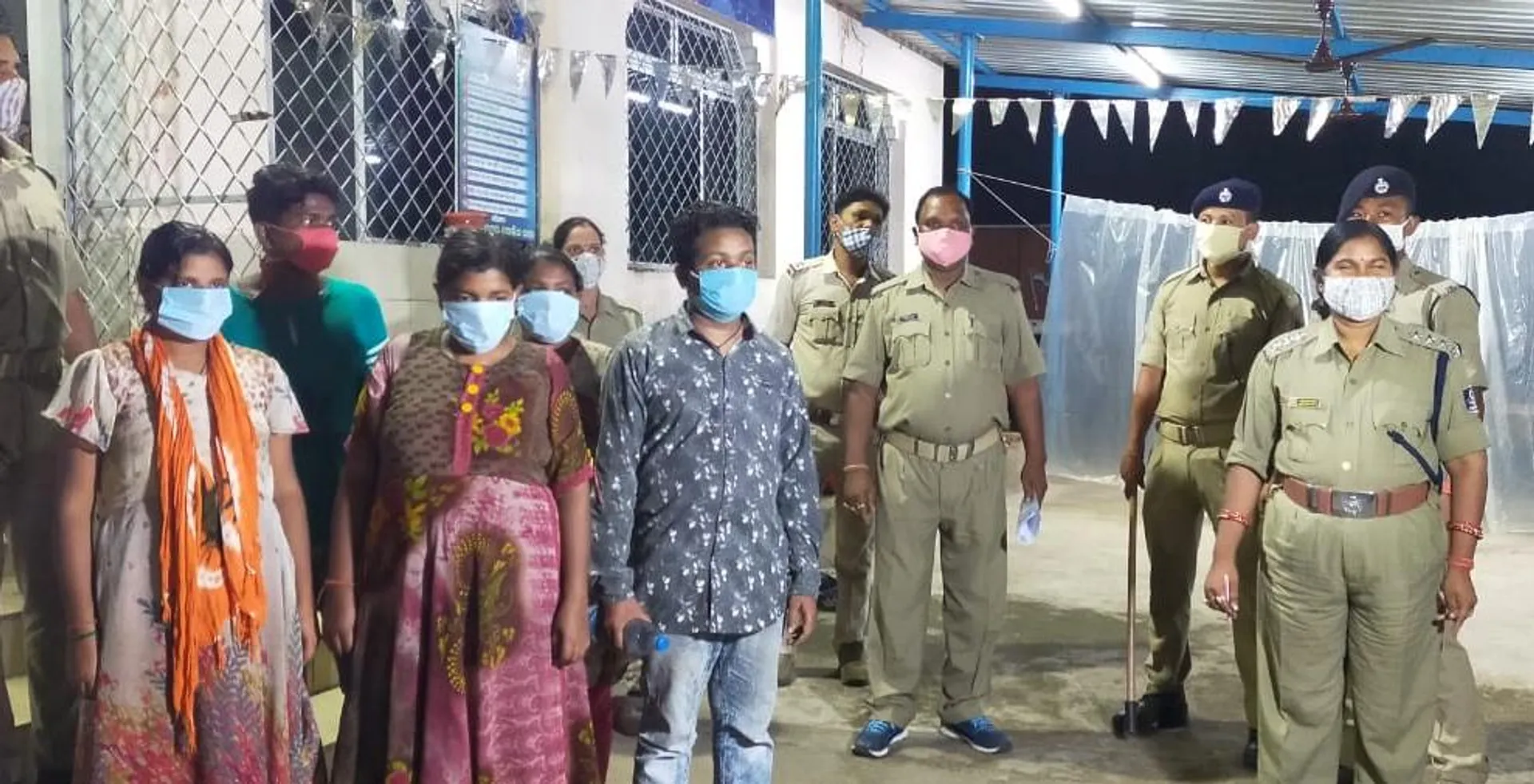 ନିଆଁରେ ଜଳି ଦମ୍ପତି ମୃତ୍ୟୁ ଘଟଣା: ଟଙ୍କା ଭାଗବଣ୍ଟାକୁ ନେଇ ପୁତୁରା ଓ ଝିଆରୀ ଜଘନ୍ୟ ଭାବେ ଦାଦା-ଖୁଡ଼ିଙ୍କୁ କରିଥିଲେ ହତ୍ୟା