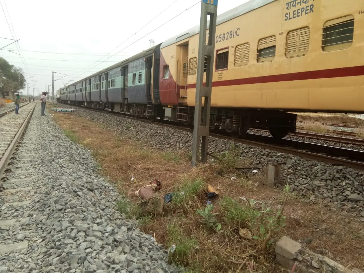 ଟ୍ରେନ୍‌ ଲାଇନ୍‌ରେ କଟି ଯୁବକ ମୃତ