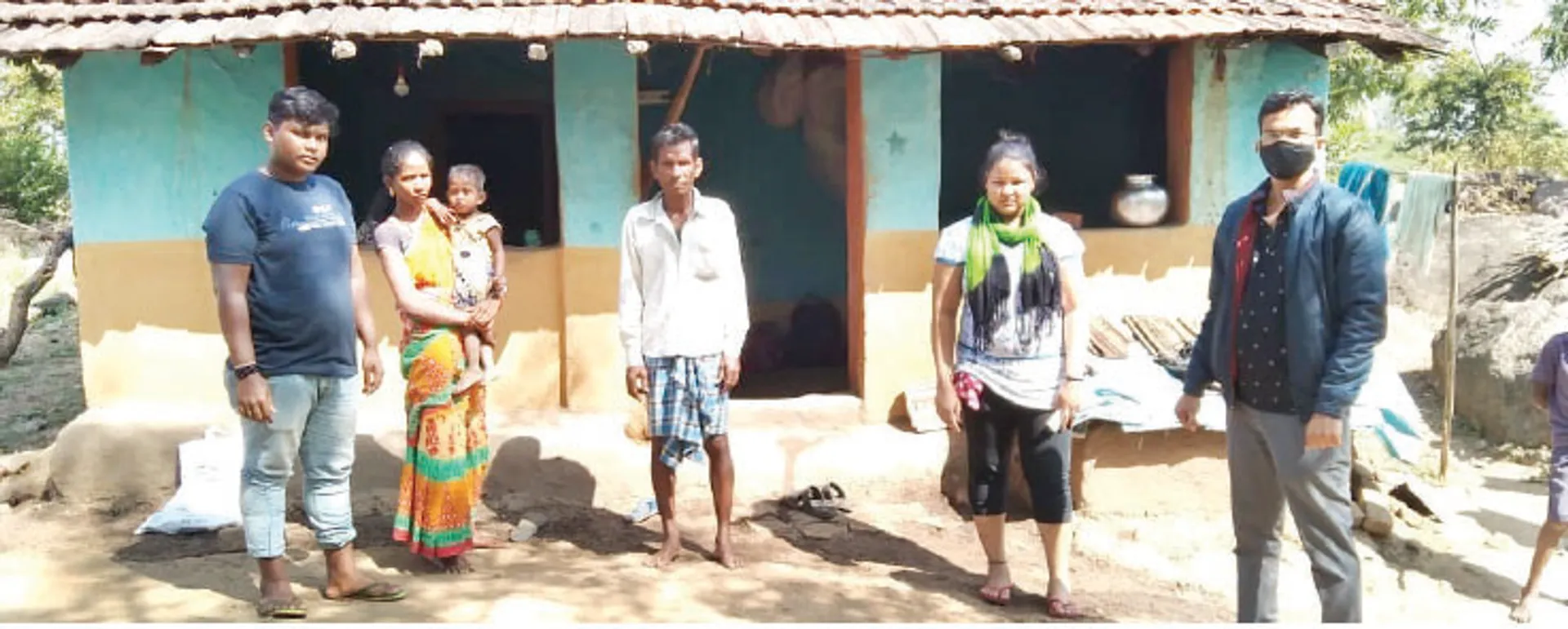 ୧୨ ବର୍ଷ ତଳେ ମାଥିଲିରୁ ନିଖୋଜ ଝିଅ ଦିଲ୍ଲୀରୁ ଉଦ୍ଧାର, ହଜିଲା ଝିଅକୁ ପାଇ ପରିବାରରେ ଖୁସିର ଲହରି