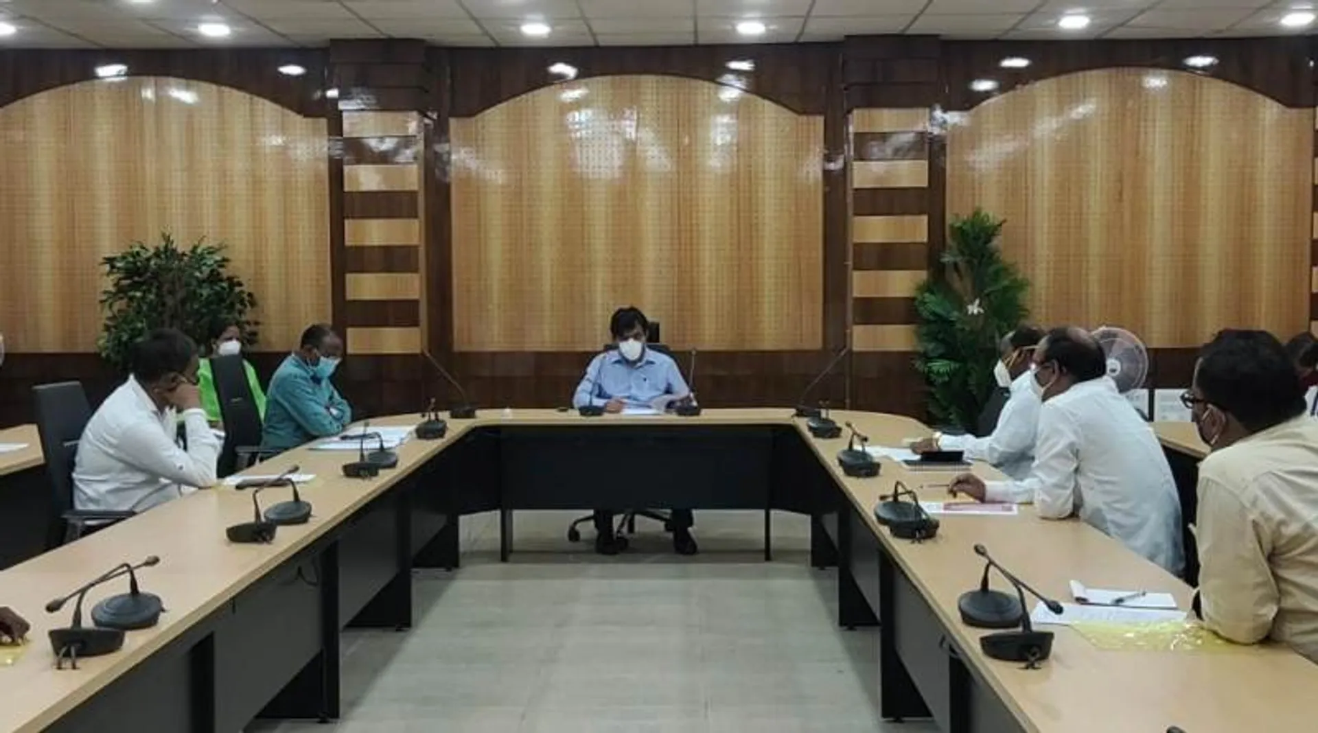 ଝାରସୁଗୁଡା : ଭୋଟର ତାଲିକା ସ୍ୱତନ୍ତ୍ର ସଂଶୋଧନ ପାଇଁ ପ୍ରସ୍ତୁତି ବୈଠକ