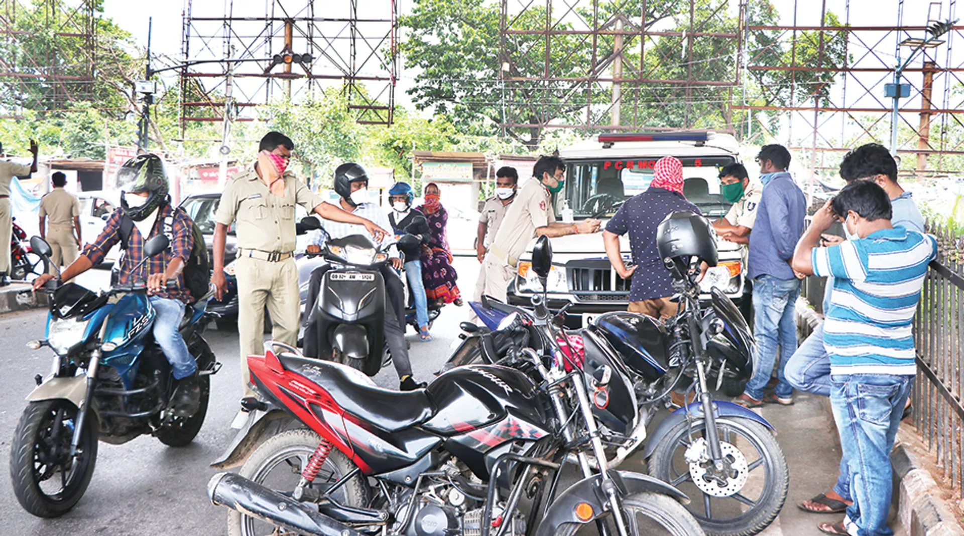 ଗାଡ଼ି ଚାଳକଙ୍କୁ ଚାଲାଣ ଡର: ସାତମାସରେ କଟିଲାଣି  ୪୦ ହଜାର ଇ-ଚାଲାଣ