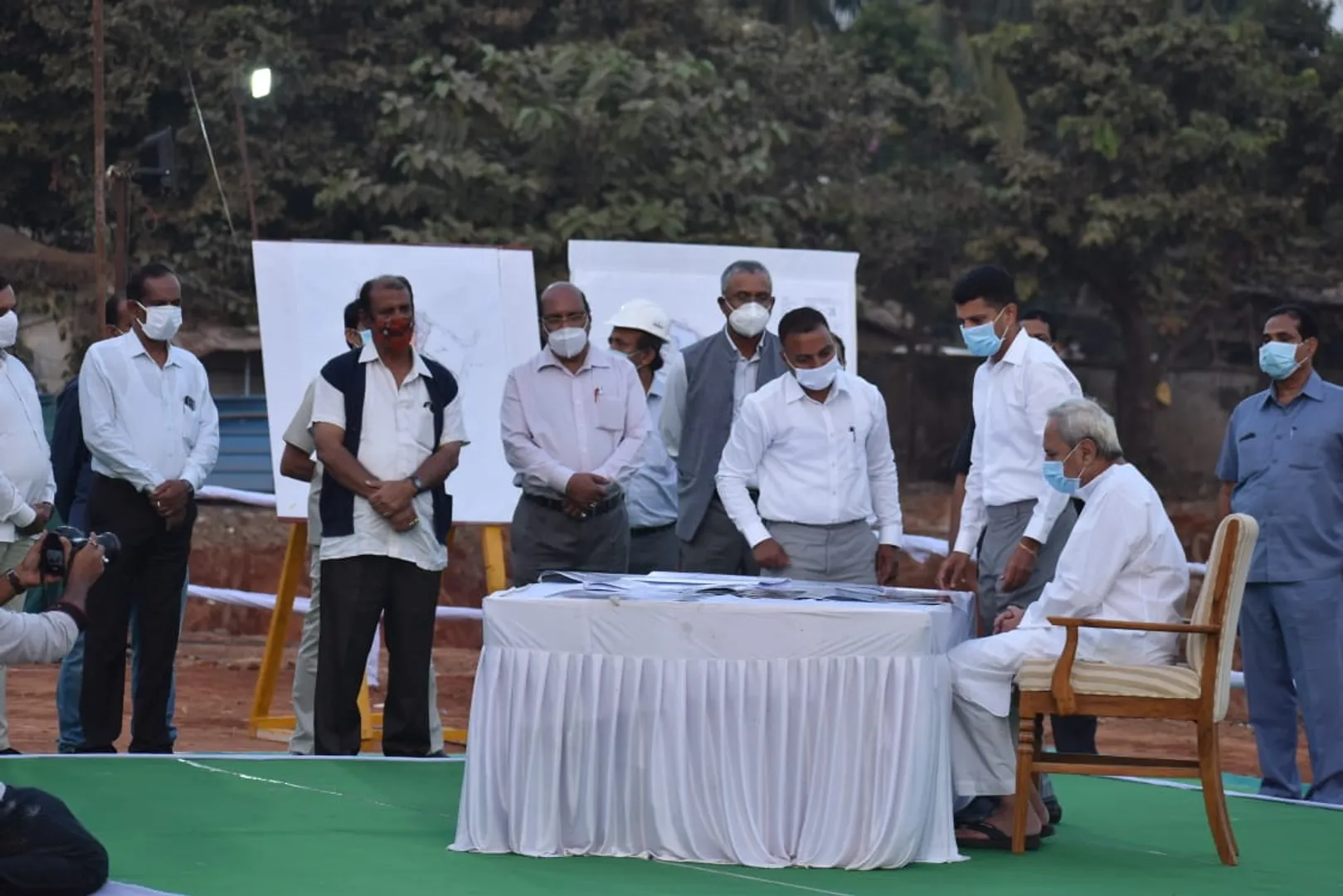 ଭୁବନେଶ୍ବର ବରମୁଣ୍ଡାଠାରେ ଅତ୍ୟାଧୁନିକ ବସଷ୍ଟାଣ୍ଡ ପ୍ରକଳ୍ପର ସମୀକ୍ଷା କଲେ ମୁଖ୍ୟମନ୍ତ୍ରୀ