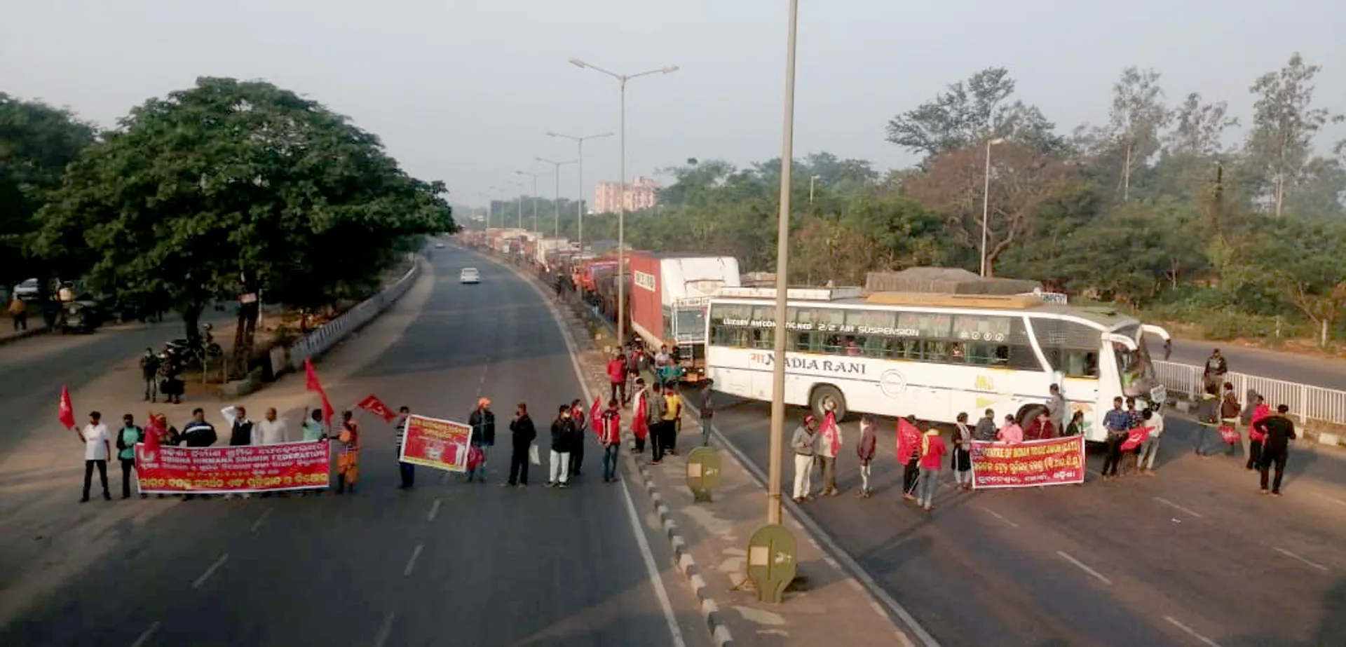 ଭାରତ ବନ୍ଦକୁ ନେଇ କ'ଣ କହିଲେ ବିଜେଡି-ବିଜେପି-କଂଗ୍ରେସ?