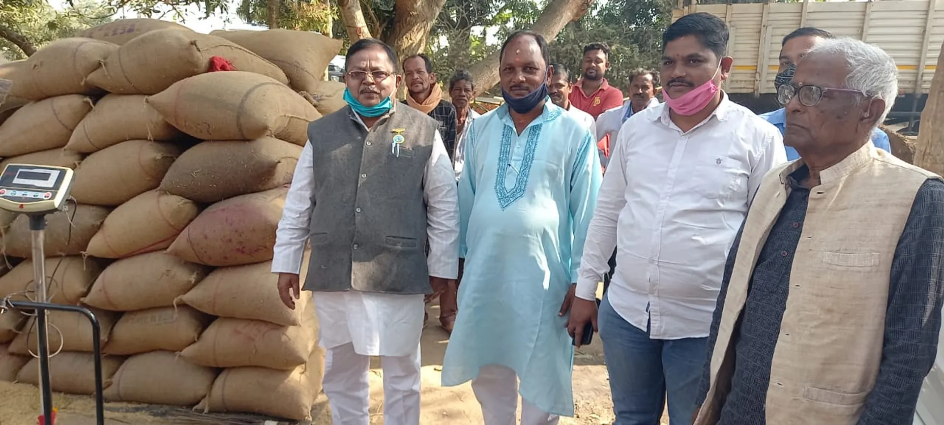 ୩ଟି ପଞ୍ଚାୟତରେ ଖୋଲିଲା ଧାନମଣ୍ଡି