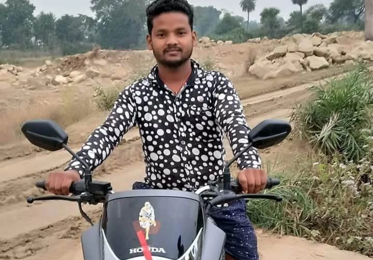 ଘରୋଇ ହସ୍‌ପିଟାଲରେ ଚିକିତ୍ସା ଲାଗି ପରିବାର ଲୋକେ ଦେଇପାରିଲେ ନାହିଁ ଲକ୍ଷେ ଟଙ୍କା, କଟକରେ ବନ୍ଧା ପଡ଼ିଛି ଶବ!