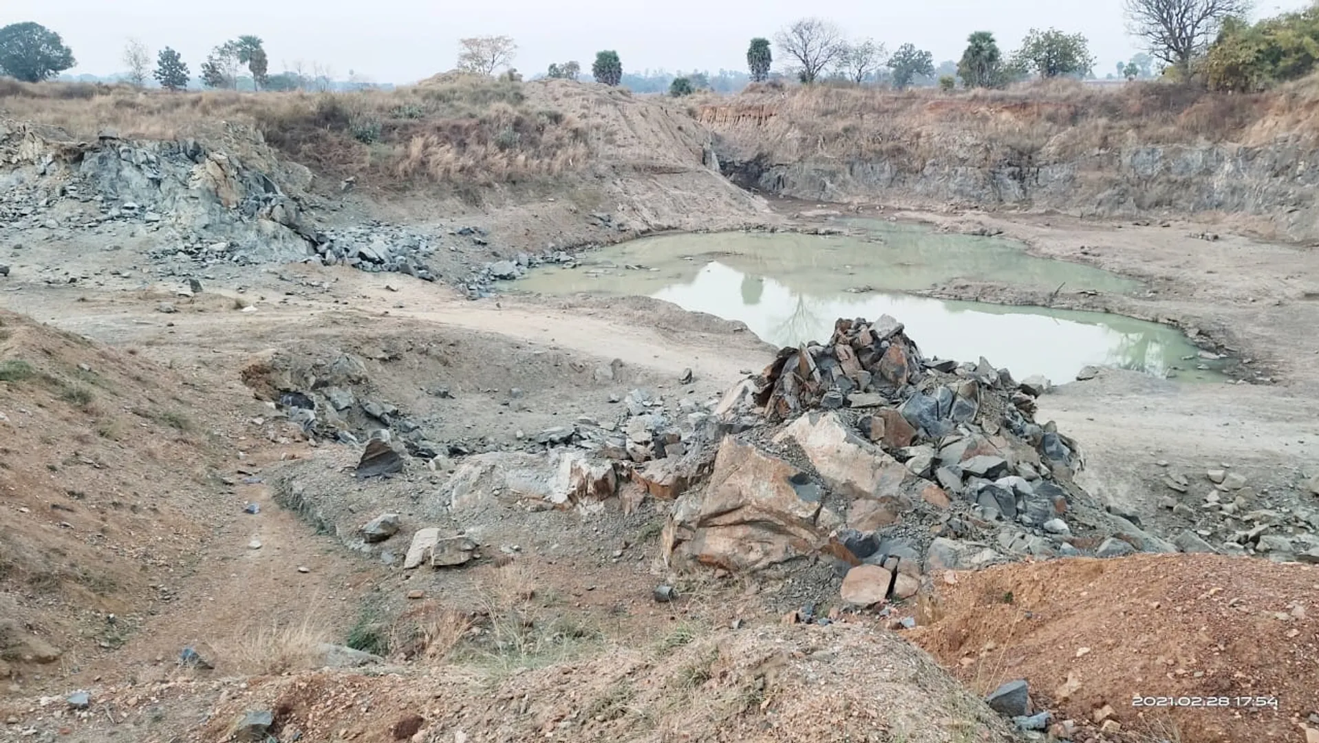 ଖାଦାନରେ ବ୍ଲାଷ୍ଟିଂ ବେଳେ ପଥରଖଣ୍ଡ ପଡ଼ି ଯୁବକଙ୍କ ମୃତ୍ୟୁ