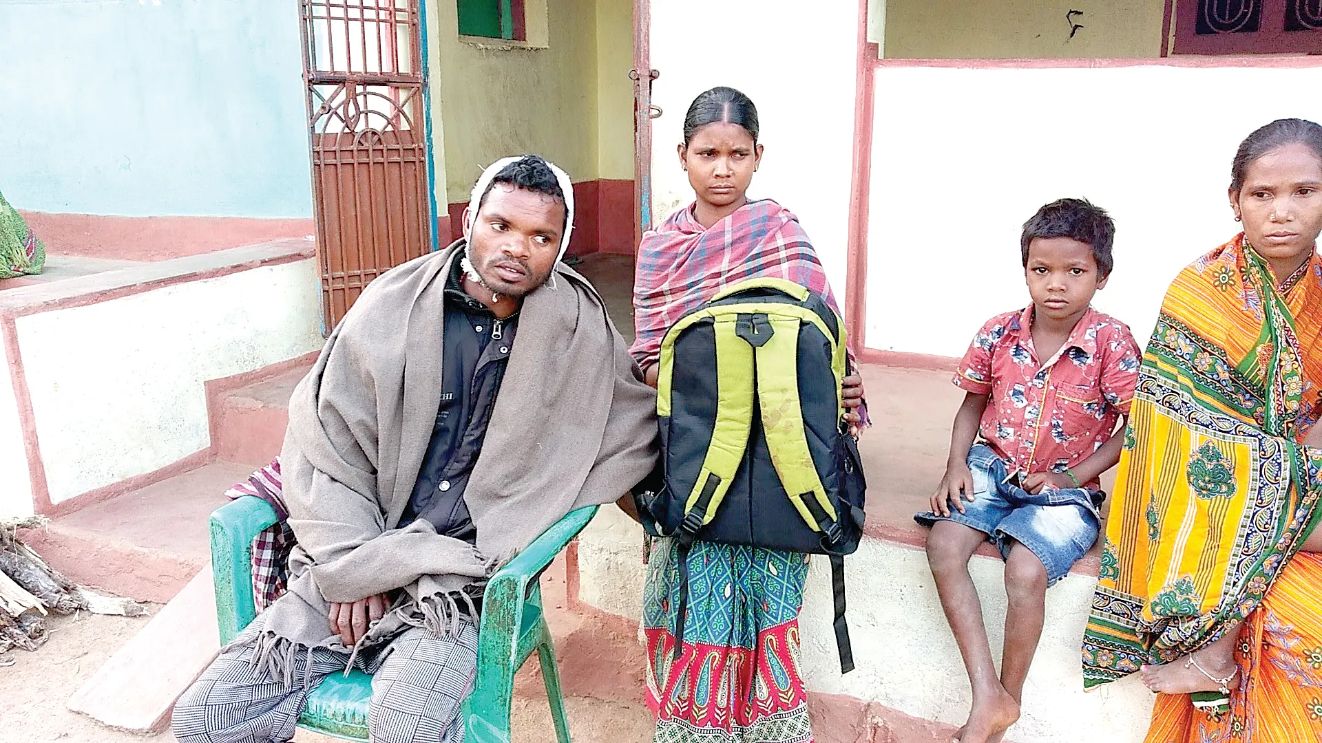 ଗୁଣି ସନ୍ଦେହରୁ ଗୁଳି, ବର୍ତ୍ତିଗଲେ ଧର୍ମଯାଜକ