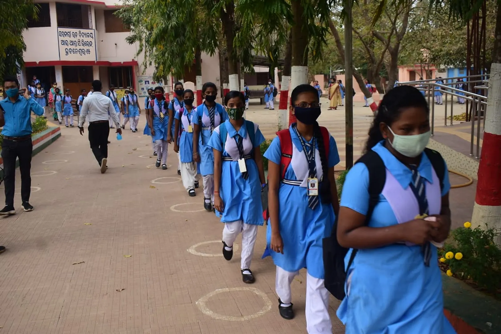 ଆଜିଠାରୁ ସକାଳୁଆ ସ୍କୁଲ