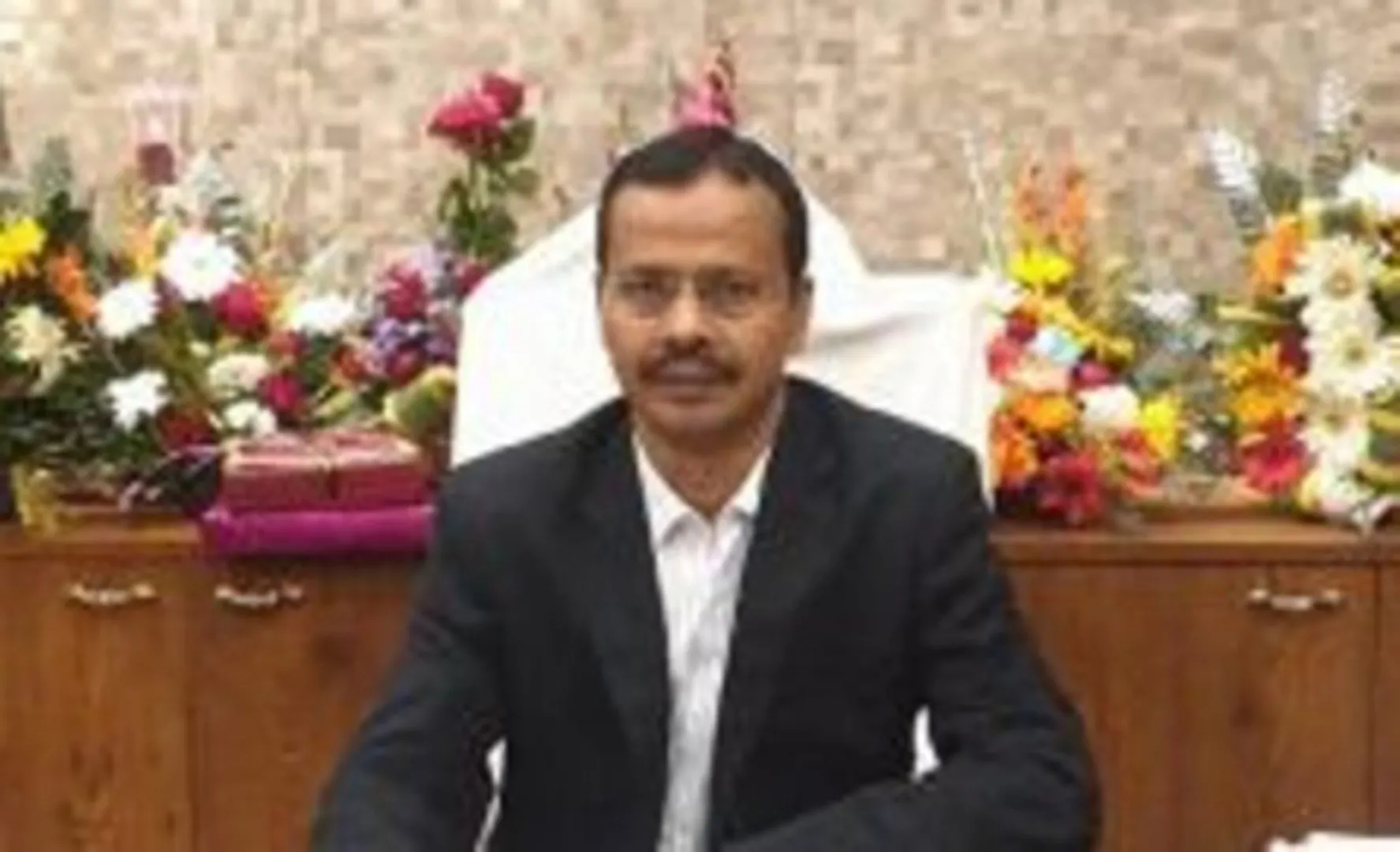 ଢେଙ୍କାନାଳ ଜିଲ୍ଲାପାଳ ଅସୁସ୍ଥ, ଅଶ୍ବିନୀ ହସ୍ପିଟାଲରେ ଭର୍ତ୍ତି