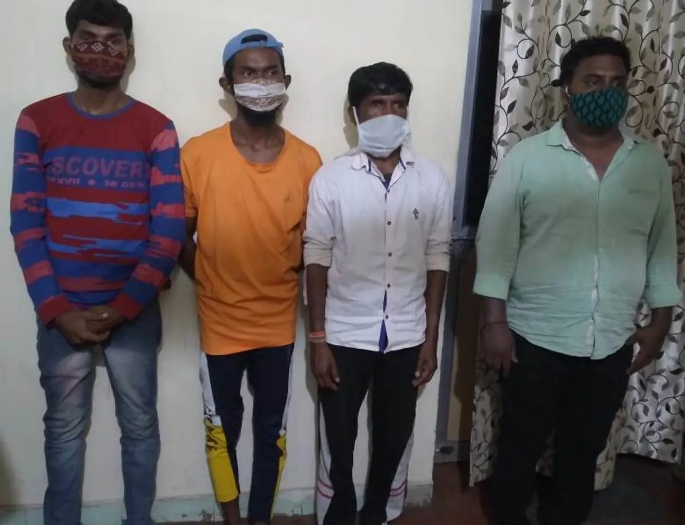 ଝାରସୁଗୁଡ଼ା କୋଭିଡ୍‌ ହସ୍‌ପିଟାଲ୍‌: ଶବ ଦେହରୁ ସୁନାମାଳି ଲୁଟ୍‌, ୪ ଗିରଫ