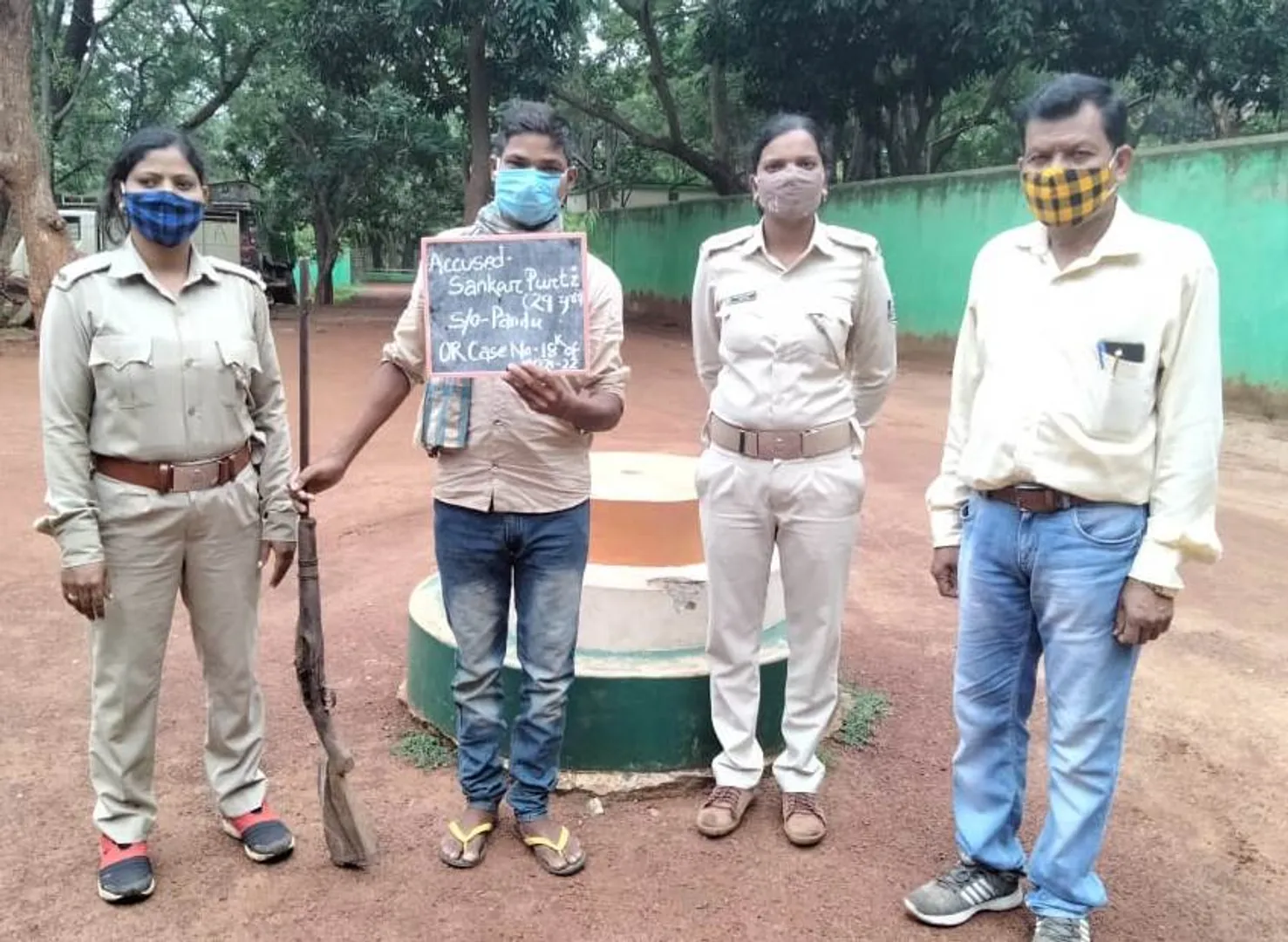 କପିଳାସ ଅଭୟାରଣ୍ୟରୁ ବନ୍ଧୁକ ସହ ଯୁବକ ଗିରଫ