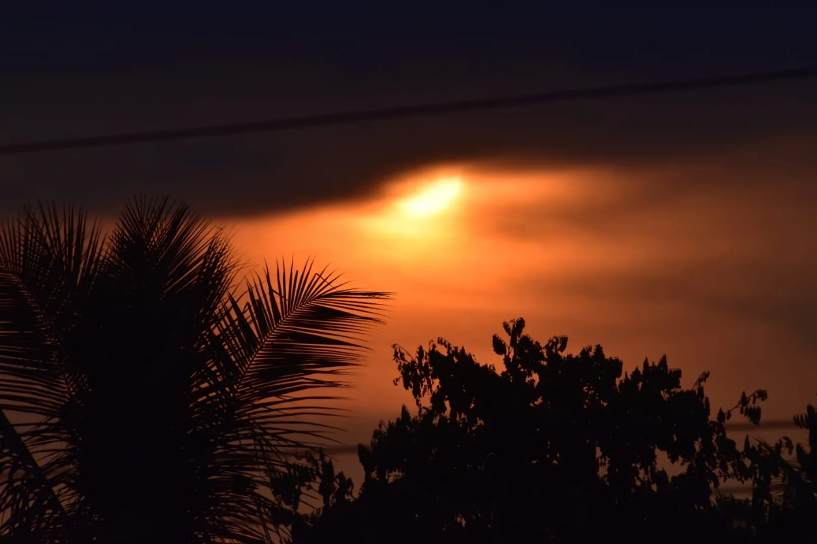 କାମାକ୍ଷାନଗର ଅଞ୍ଚଳରେ ଆଜି ସୂର୍ଯ୍ୟାସ୍ତ ସମୟର ଦୃଶ୍ୟ ।