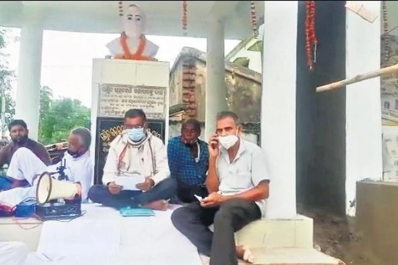 ବିଷ୍ଣୁ ଦାସ ପ୍ରତିମୂର୍ତ୍ତି ବିବାଦ: ଅନଶନ ଭାଙ୍ଗିଲା କଂଗ୍ରେସ