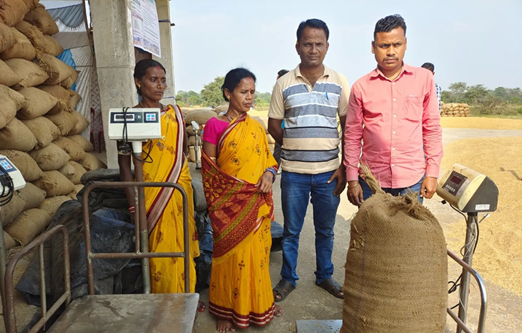 ତାରାପୁର ମଣ୍ଡିରେ ୩ ଚାଷୀ ୨୨୫ କ୍ବିଣ୍ଟାଲ ଧାନ ବିକିଲେ