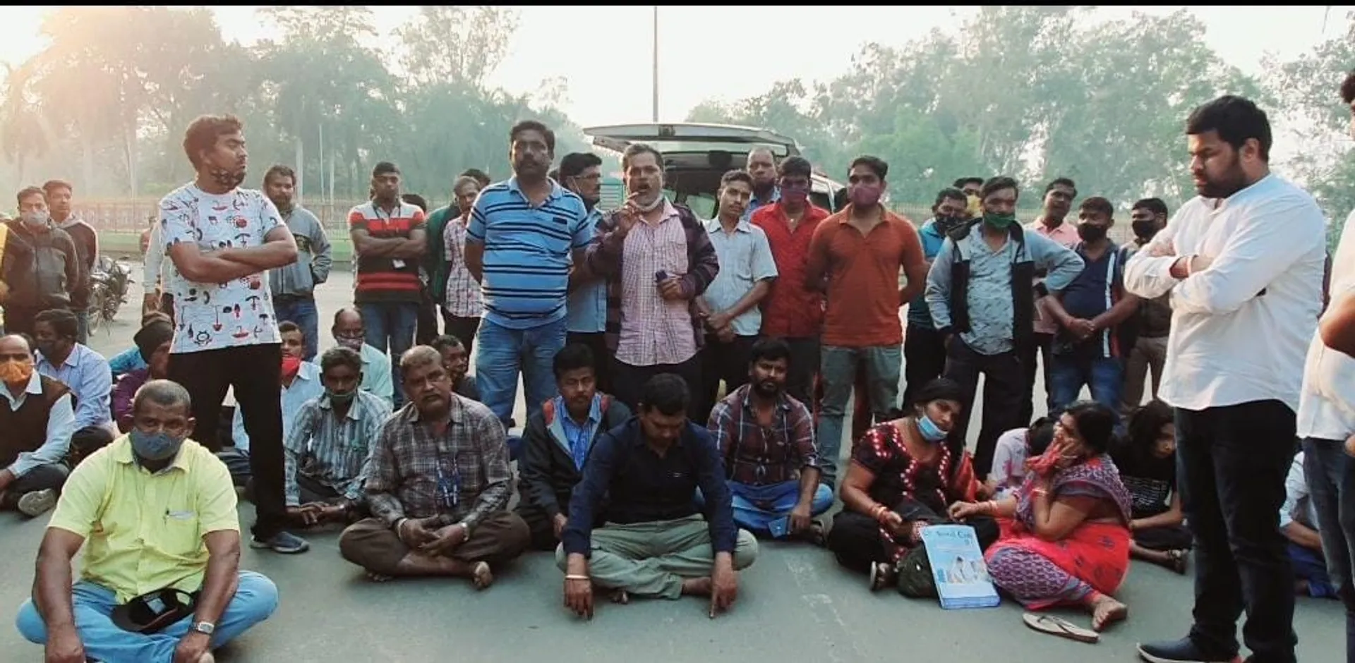କ୍ରେନ୍‌ ଚାପିଦେବାରୁ କାର୍ଯ୍ୟରତ ଶ୍ରମିକଙ୍କ ମୃତ୍ୟୁ, କ୍ଷତିପୂରଣ ଦାବିରେ ପରିବାର ଲୋକଙ୍କ ଧାରଣା