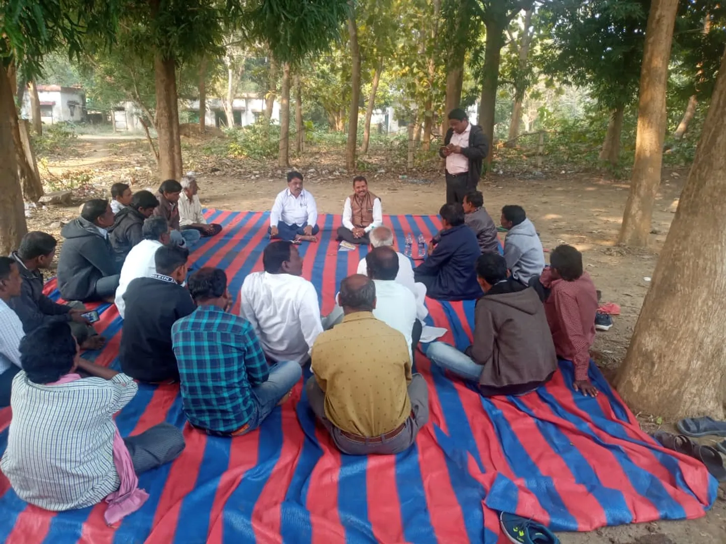 କ୍ଷତିଗ୍ରସ୍ତ ଜମାକାରୀଙ୍କୁ ଟଙ୍କା ନ ଫେରାଇଲେ ଅନିର୍ଦ୍ଦିଷ୍ଟକାଳ ସତ୍ୟାଗ୍ରହ ୧୭ରୁ