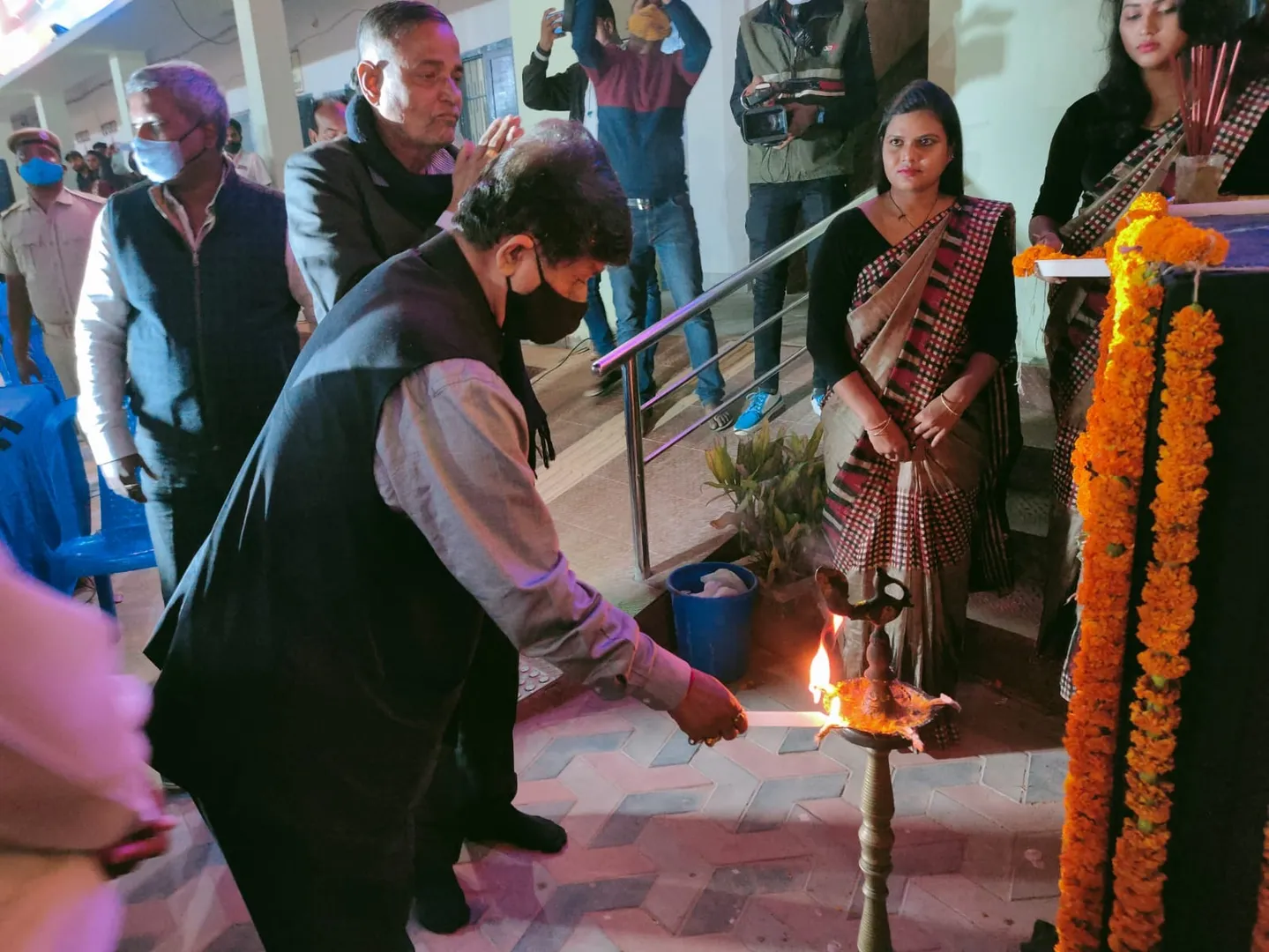 ବିଶ୍ବମ୍ବର ବିଦ୍ୟାପୀଠର ପ୍ଲାଟିନମ ଜୁବୁଲି ଉତ୍ସବରେ ବିଧାୟକ ତଥା ସମ୍ବାଦର ସମ୍ପାଦକ ସୌମ୍ୟରଂଜନ ପଟ୍ଟନାୟକ