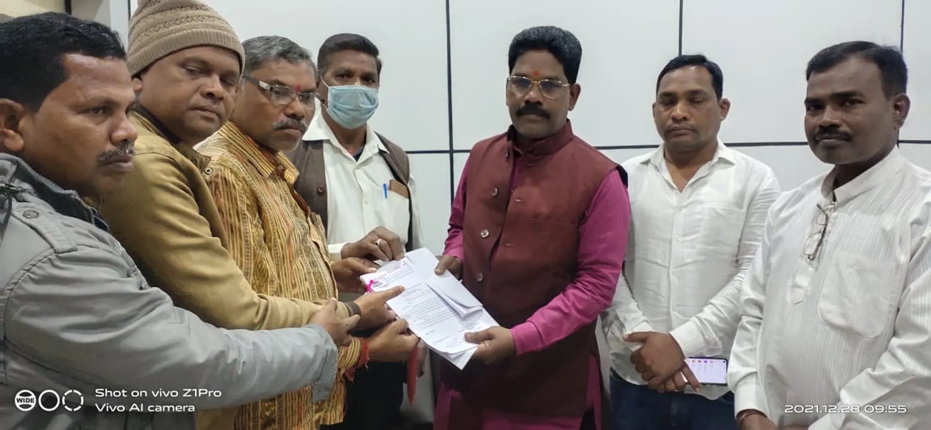 ନକଲି ଆଦିବାସୀଙ୍କ ବିରୋଧରେ କାର୍ଯ୍ୟାନୁଷ୍ଠାନ ହେଉ, ଜାତୀୟ ଜନଜାତି କମିସନ ସଦସ୍ୟଙ୍କୁ ଦାବିପତ୍ର 