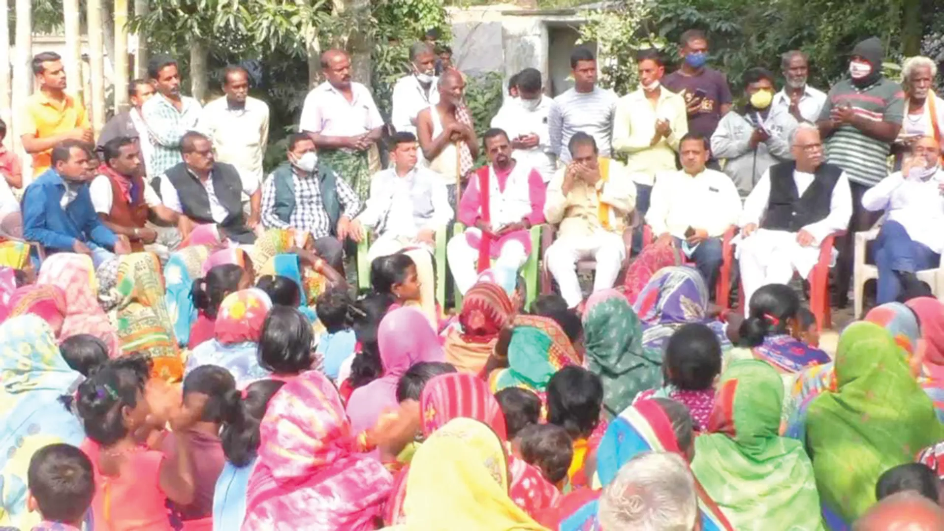 ଜେଏସ୍‌ଡବ୍ଲୁ ପ୍ରକଳ୍ପସ୍ଥଳରେ ପୁଲିସ ଲାଠିଚାଳନା ଘଟଣା: ସ୍ଥିତି ପରଖିବାକୁ ଢିଙ୍କିଆରେ ୧୩ ରାଜନୈତିକ ଦଳ ନେତା