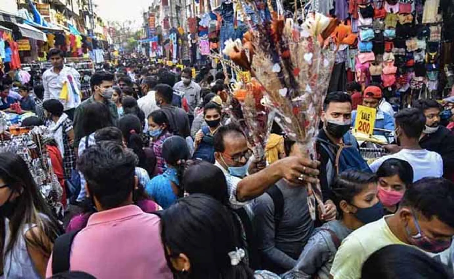 ଭାରତରେ ଆର୍-ଭାଲ୍ୟୁ କମୁଛି: ୧୪ ଦିନରେ ତୃତୀୟ ଲହର ଶୀର୍ଷ ଛୁଇଁପାରେ