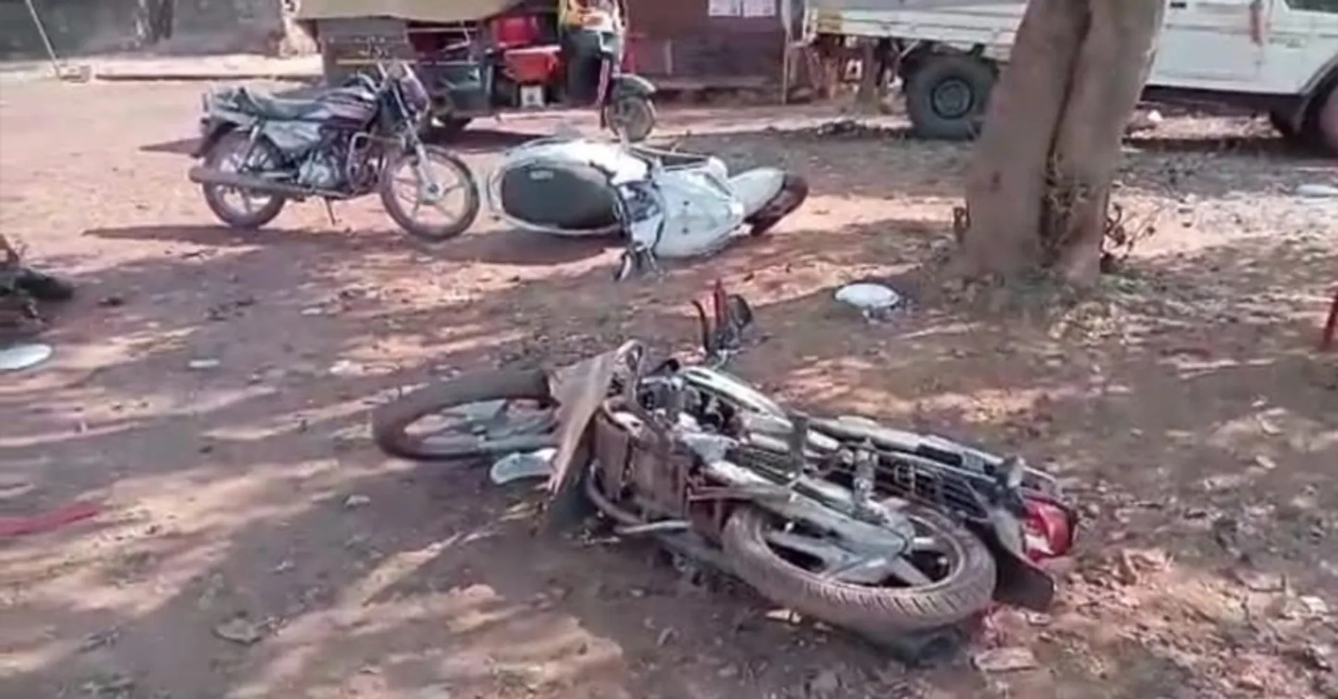 ନିର୍ବାଚନୀ ହିଂସା: ଘରେ ପଶି ପିଟିଲେ, ୧୦ ବାଇକ୍‌ ଭାଙ୍ଗିଲେ