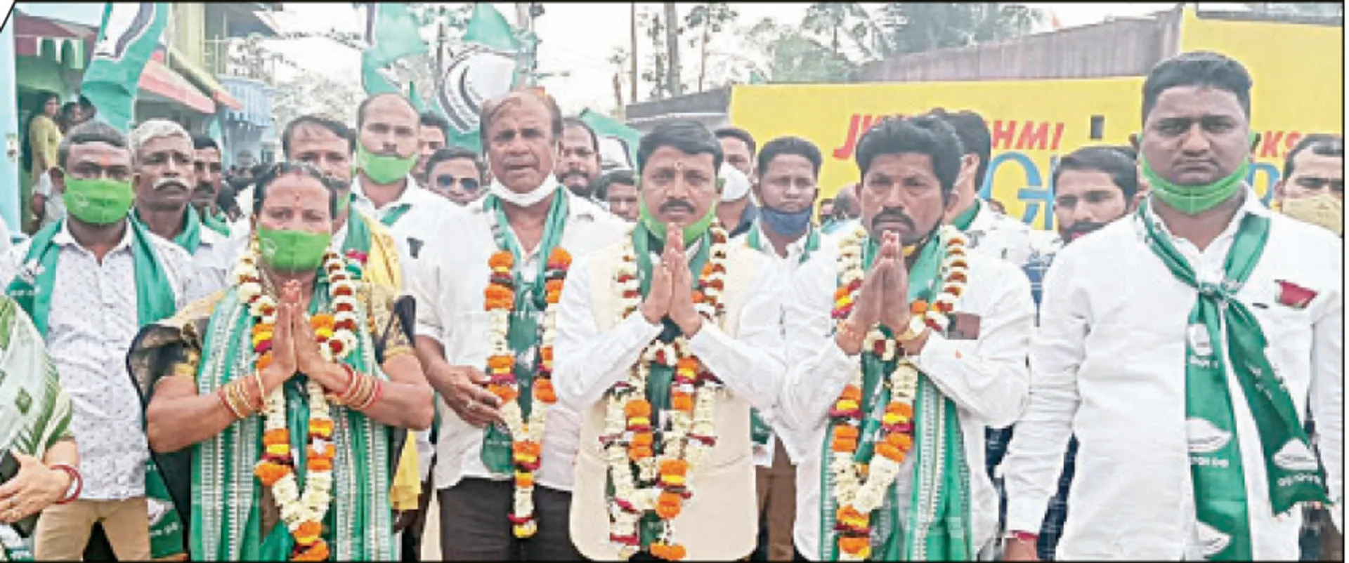 ଶେଷ ସୁଯୋଗ ଛାଡ଼ିଲେନି ପ୍ରାର୍ଥୀ: ଗାଁ ଗାଁରେ ଘମାଘୋଟ ପ୍ରଚାର