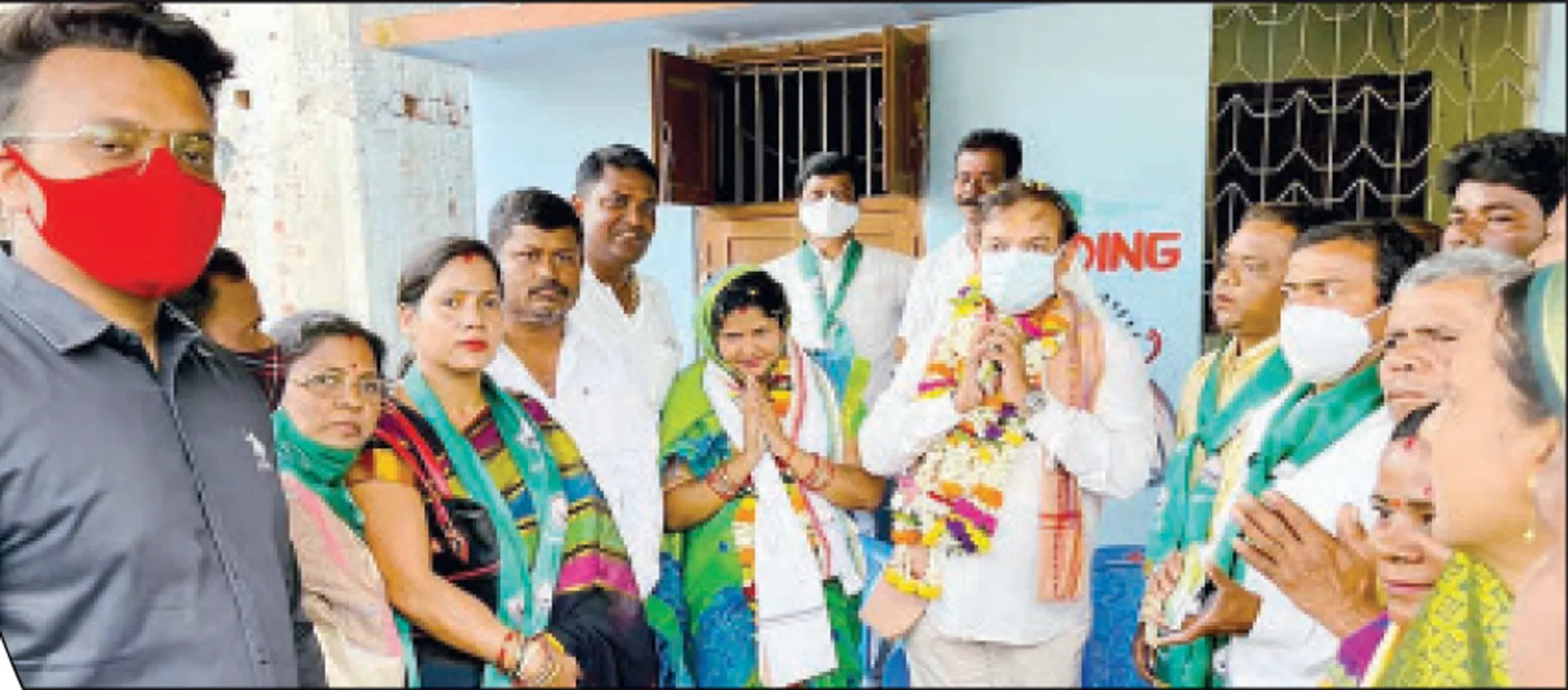 ମୋତେ ଭୋଟ ଦିଅ, ମୁଁ ସେବା କରିବି: ୩୦ ନମ୍ବର ଜୋନ୍‌ରେ ବୁଲିଲେ ବିଧାୟକ