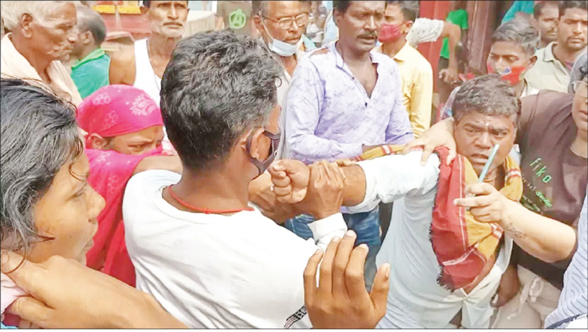 ଢିଙ୍କିଆରେ ପୁଣି ଉତ୍ତେଜନା: ହାଇକୋର୍ଟଙ୍କ କମିଟି ସାମ୍ନାରେ ଦୁଇ ପକ୍ଷ ମୁହାଁମୁହିଁ; ଗାଁରେ ପୁଲିସ ମୁତୟନ