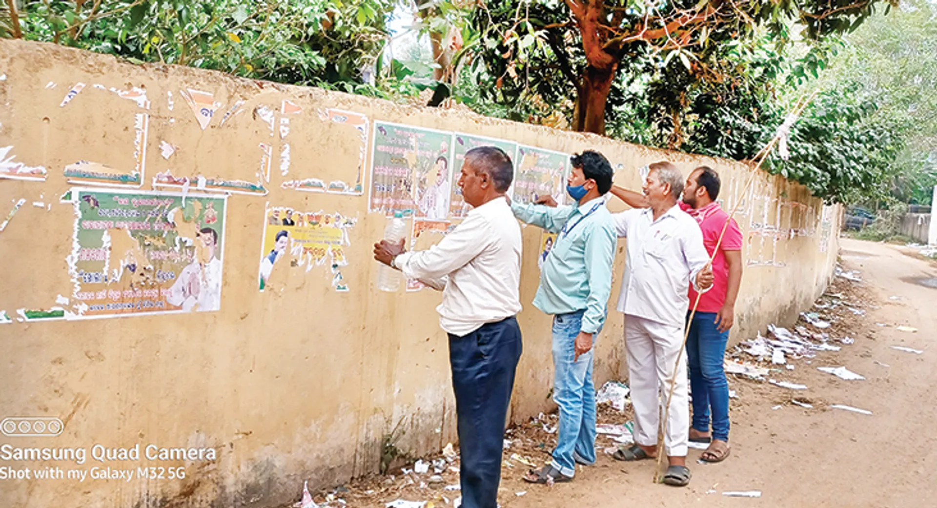 ଆଜି ମତଦାନ: ବୁଥ୍‌ ନିକଟରୁ ହଟିଲା ପୋଷ୍ଟର୍‌, ବ୍ୟାନର୍‌