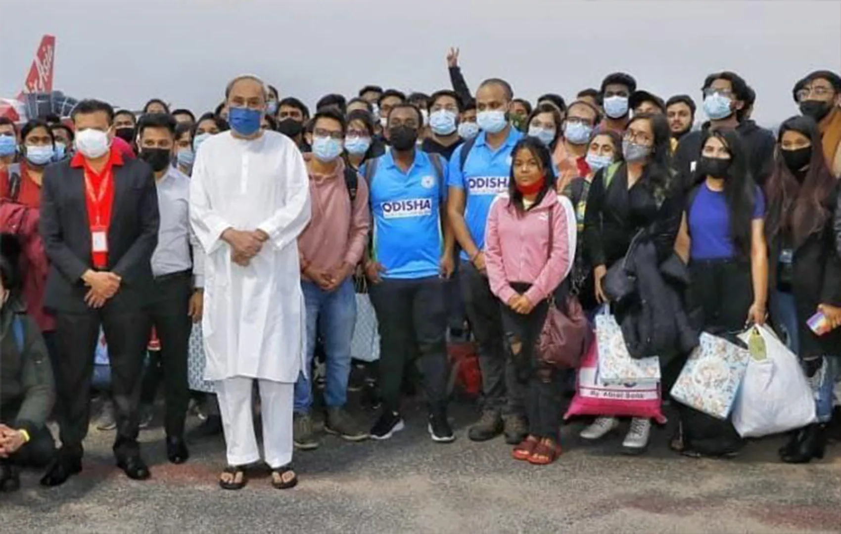 ଘରକୁ ବାହୁଡୁଥିବା ଛାତ୍ରଙ୍କ ମତ: କହିଲେ ବଞ୍ଚାଇଦେଲା ଜାତୀୟ ପତାକା