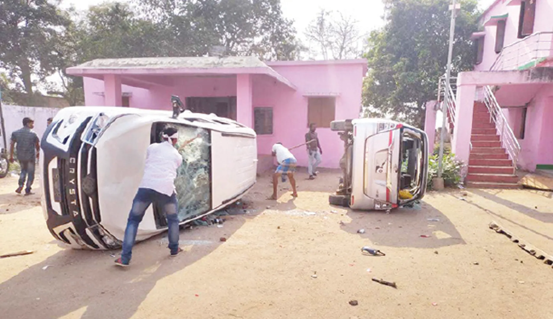 ବେଗୁନିଆ ବ୍ଲକ କାର୍ଯ୍ୟାଳୟରେ ବ୍ୟାପକ ଭଙ୍ଗାରୁଜା