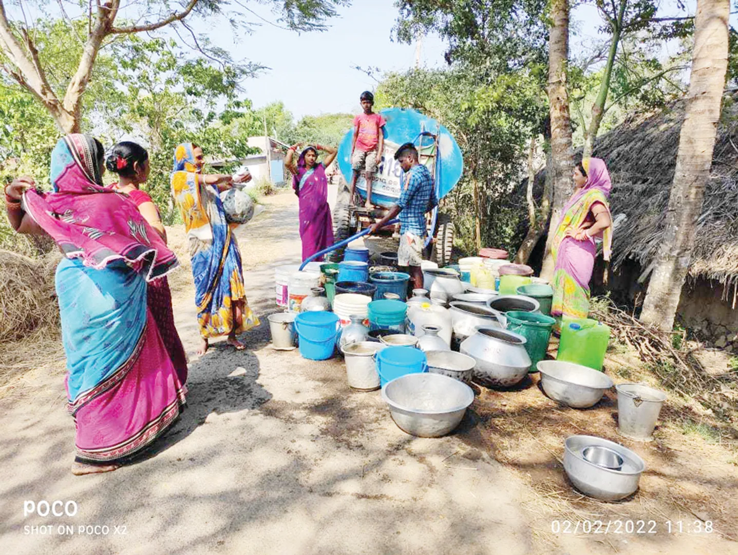 ଏବେଠୁ ଅସମ୍ଭାଳ, ଆଗକୁ...? କେଉଁଠି ଟ୍ୟାଙ୍କର‌ ତ କେଉଁଠି ଷ୍ଟାଣ୍ତ୍‌ପୋଷ୍ଟ୍ ସାହା