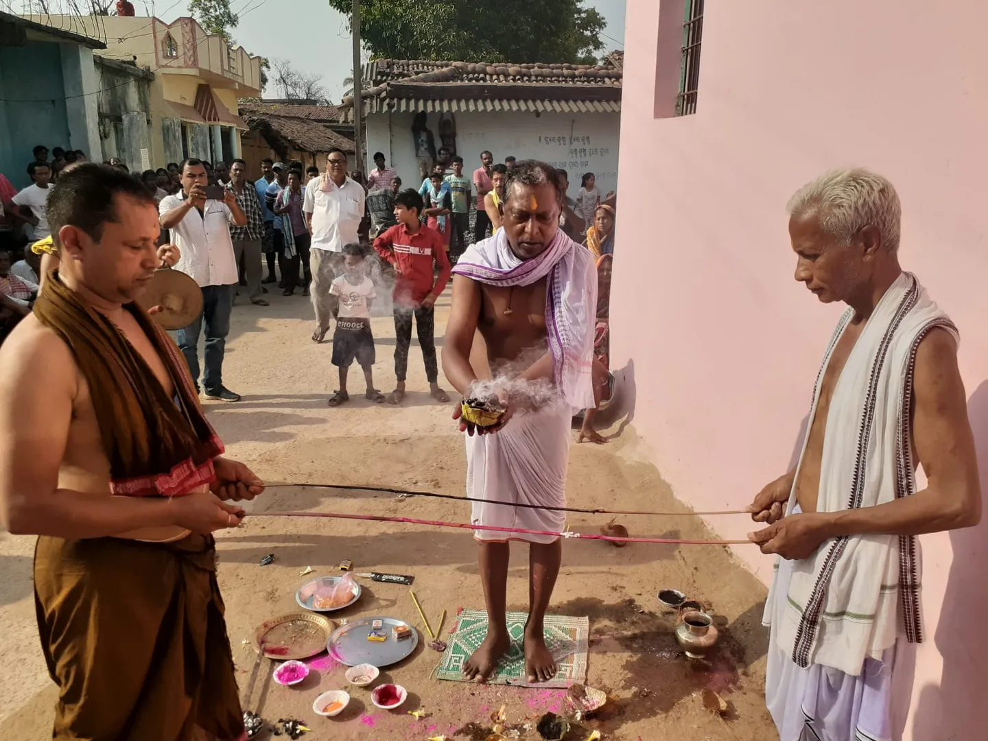 ପାଣିପାଗ ପୂର୍ବାନୁମାନର ନିଆରା ପରମ୍ପରା; ପଞ୍ଚୁ ଖେଳ ମଧ୍ୟମ ବର୍ଷା ସୂଚନା