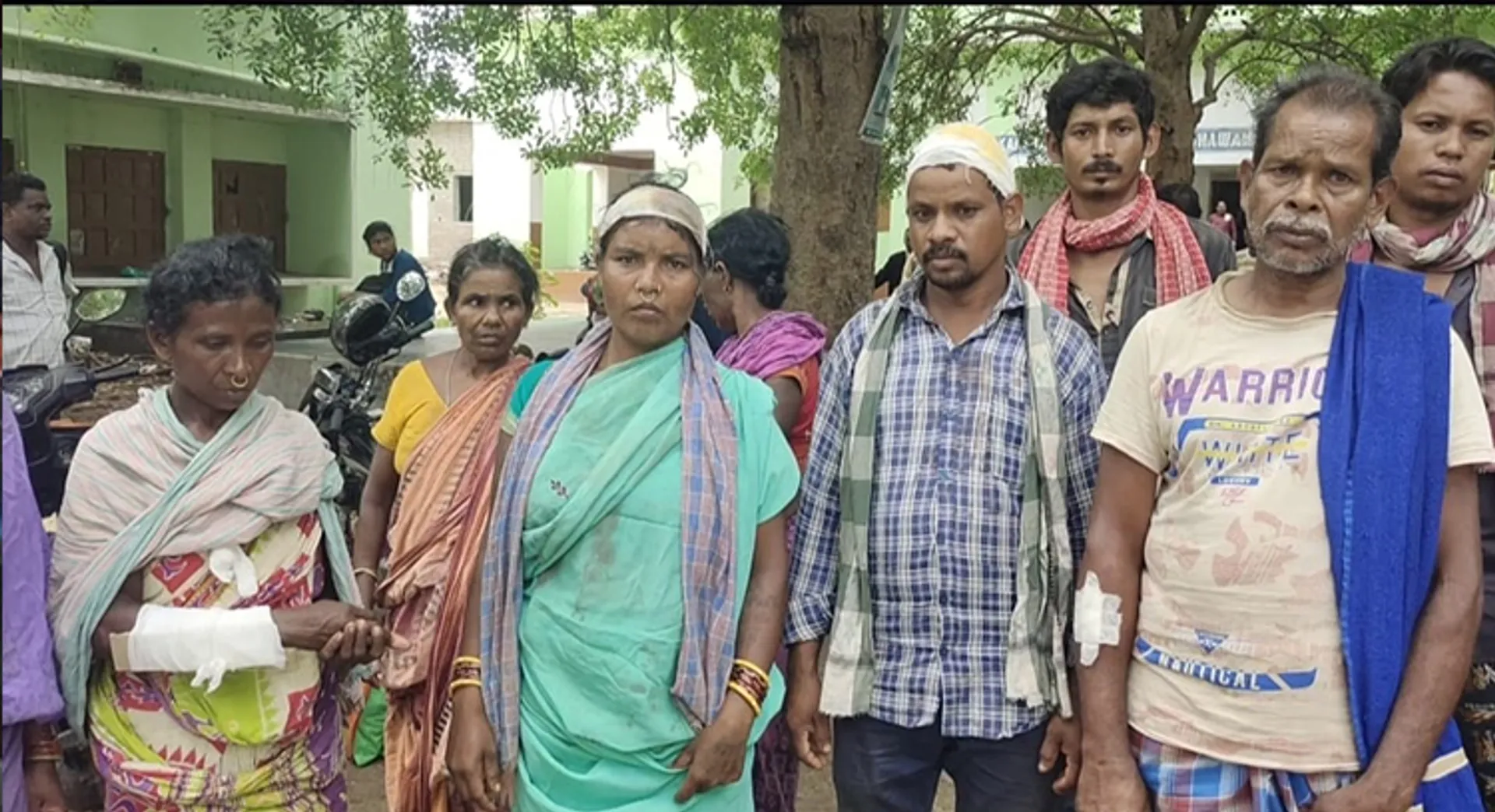 ଜଙ୍ଗଲ ଜମି ବିବାଦ: ଜିଲ୍ଲାପାଳଙ୍କ ଦ୍ବାରସ୍ଥ ହେଲେ ଥୁଆଙ୍ଗପଦର ଗ୍ରାମବାସୀ
