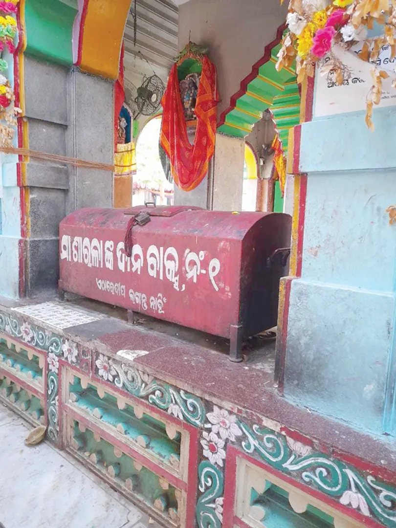 ଶାରଳା ମନ୍ଦିରରେ ଦାନ ବାକ୍ସ କେତେ ସୁରକ୍ଷିତ? ୨୨ ସିସିଟିଭିରୁ ୬ ଅଚଳ, ପାଚେରି ନିଚା, ଷ୍ଟ୍ରଙ୍ଗ୍‌ରୁମ୍‌ ବି ଅସୁରକ୍ଷିତ