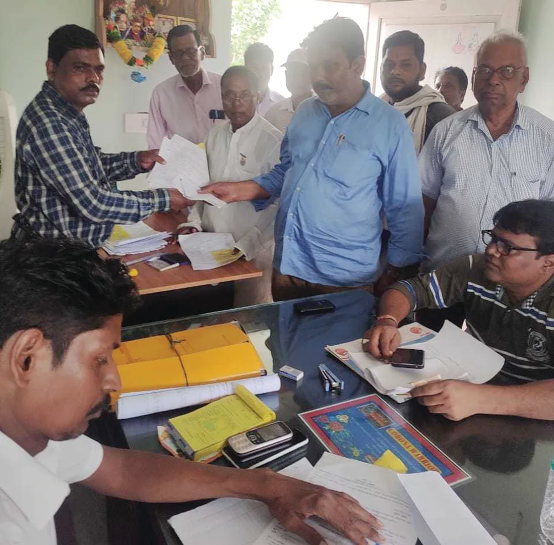 ସମବାୟ ନିର୍ବାଚନ, ୧୦୩ ପଦବି ପାଇଁ ୧୬୧ ପ୍ରାର୍ଥୀ, ୫୪ ଜଣ ନିର୍ଦ୍ବନ୍ଦ୍ବ