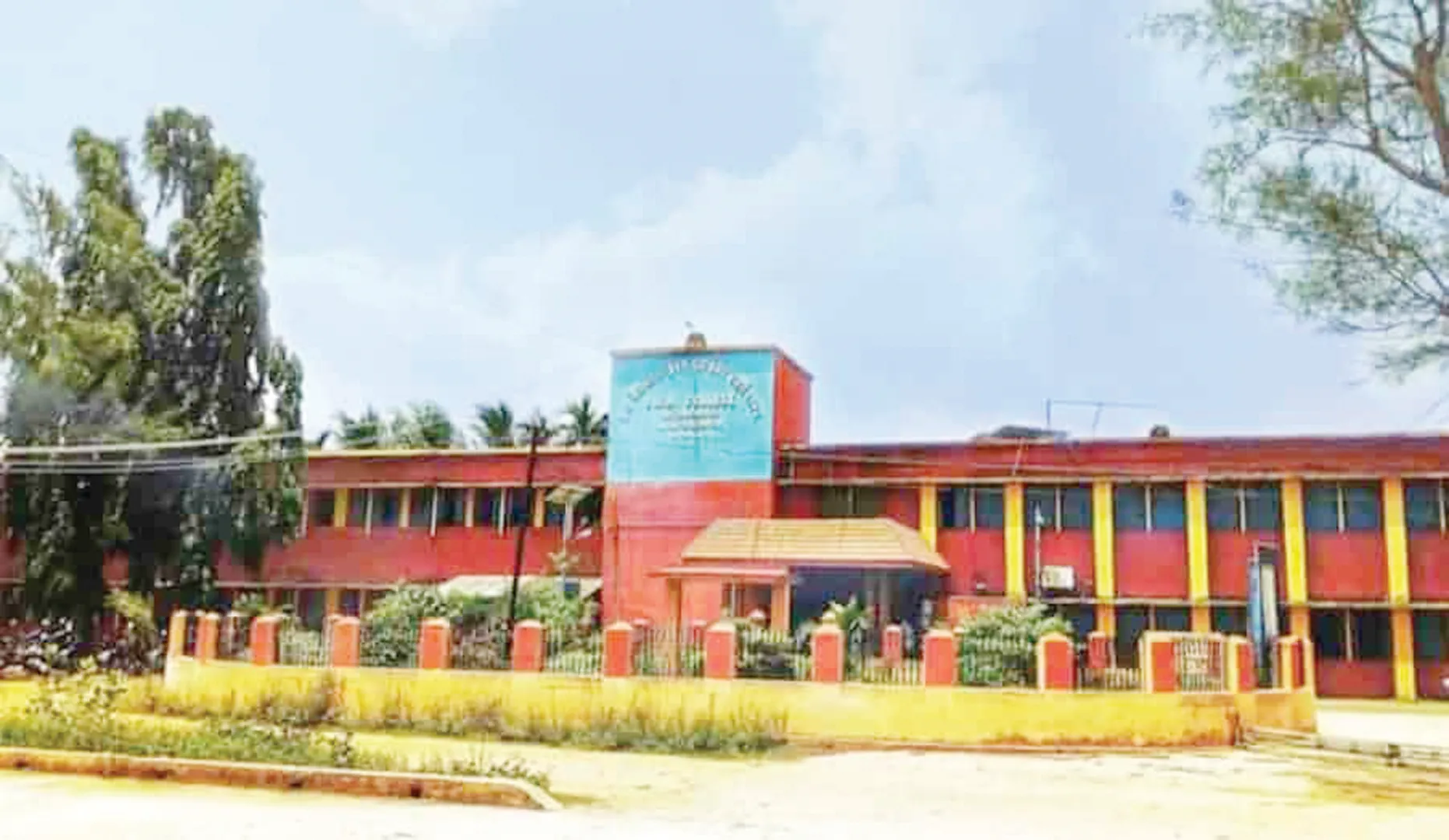 ଏସଭିଏମ୍ କଲେଜକୁ ସରକାରୀ ମାନ୍ୟତା କେବେ? ଗୁଣାତ୍ମକ ମାନ ବଢ଼ିବ, ଛାତ୍ରଛାତ୍ରୀଙ୍କ ମୁଣ୍ଡରୁ ଫି ବୋଝ କମିବ